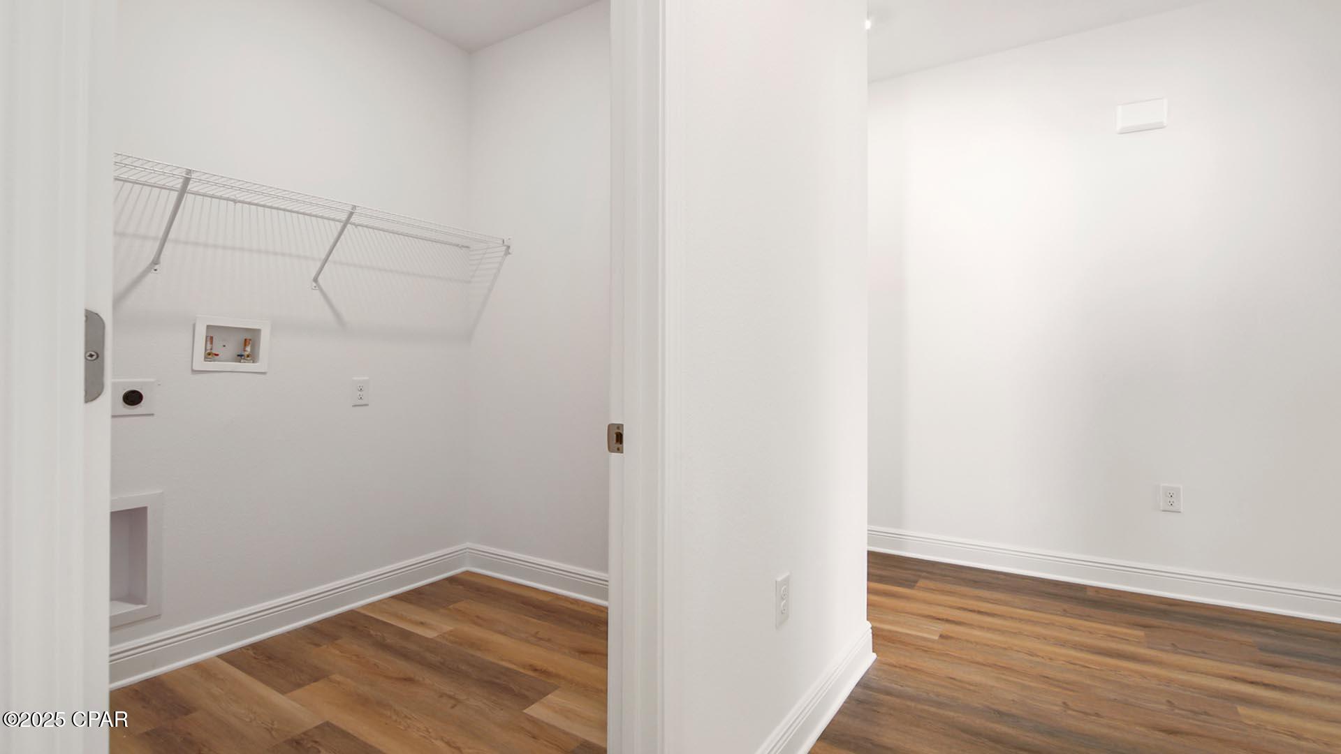 property viewer photo 30
