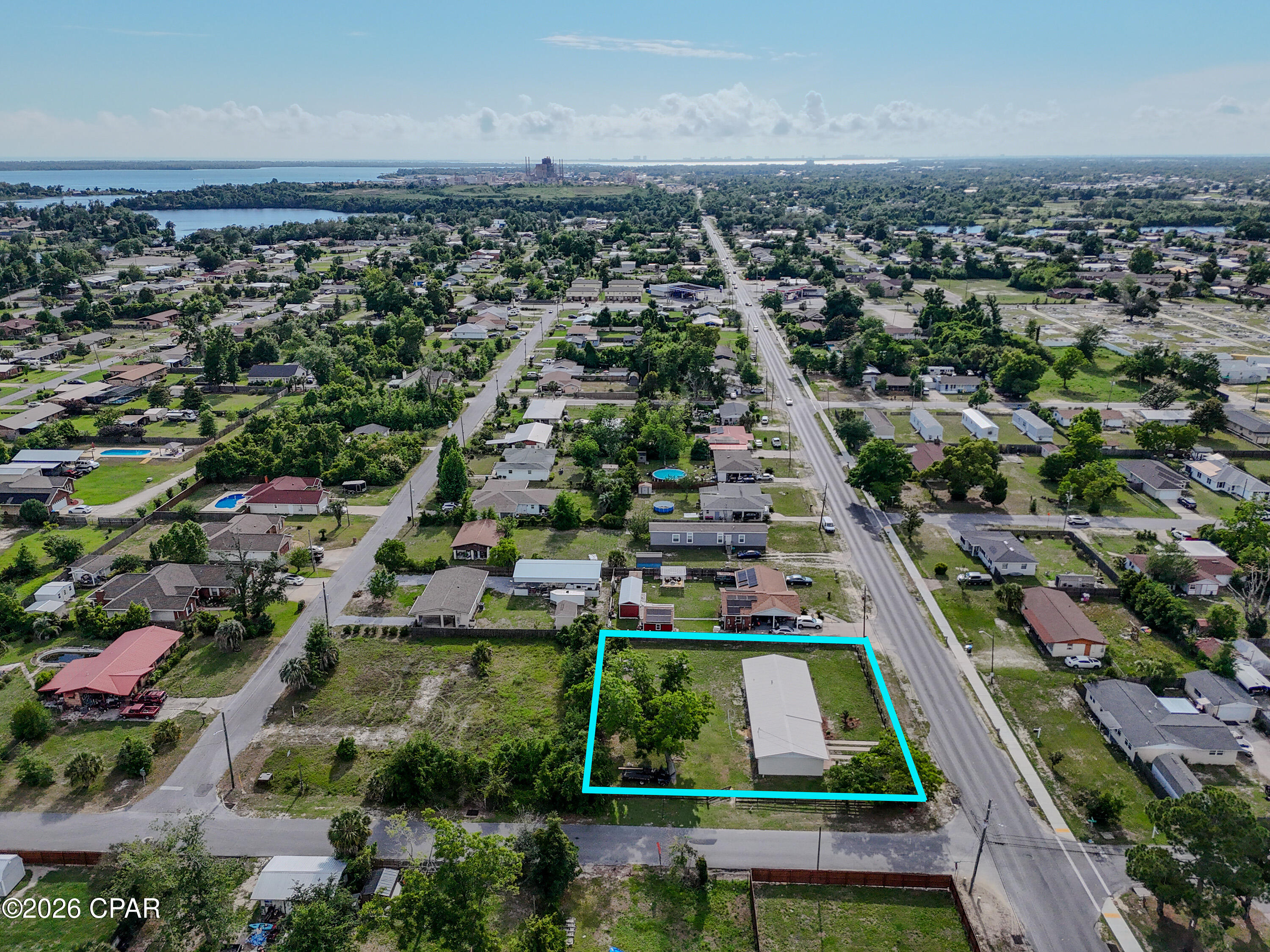 main property photo 30