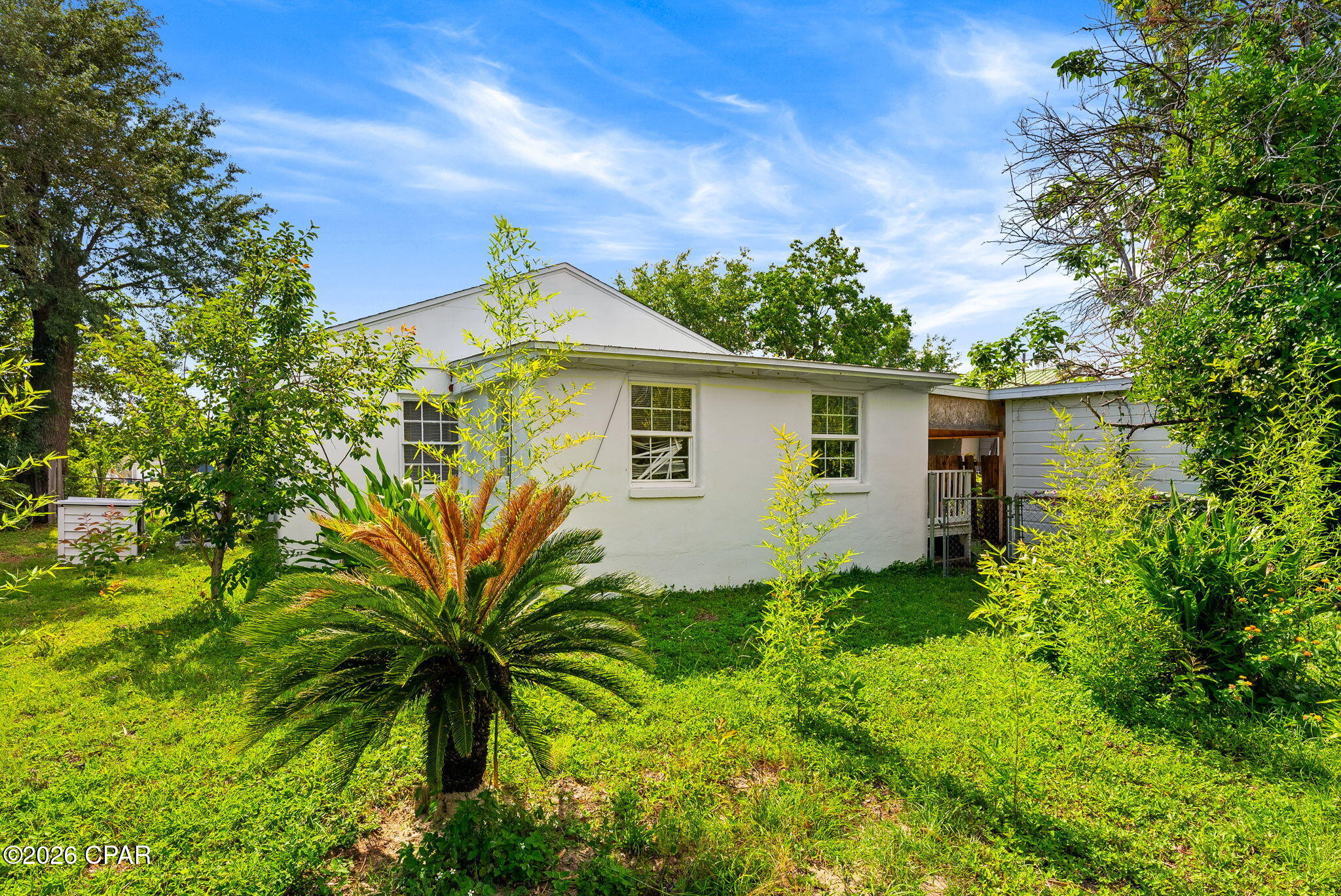 main property photo 28