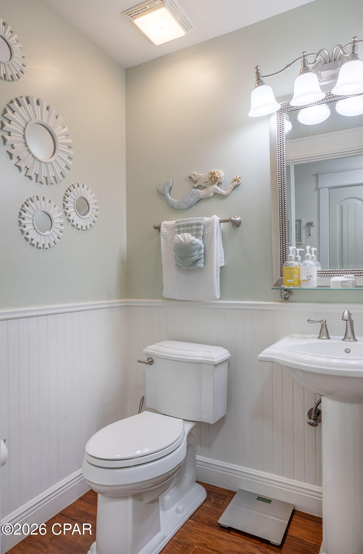 main property photo 25