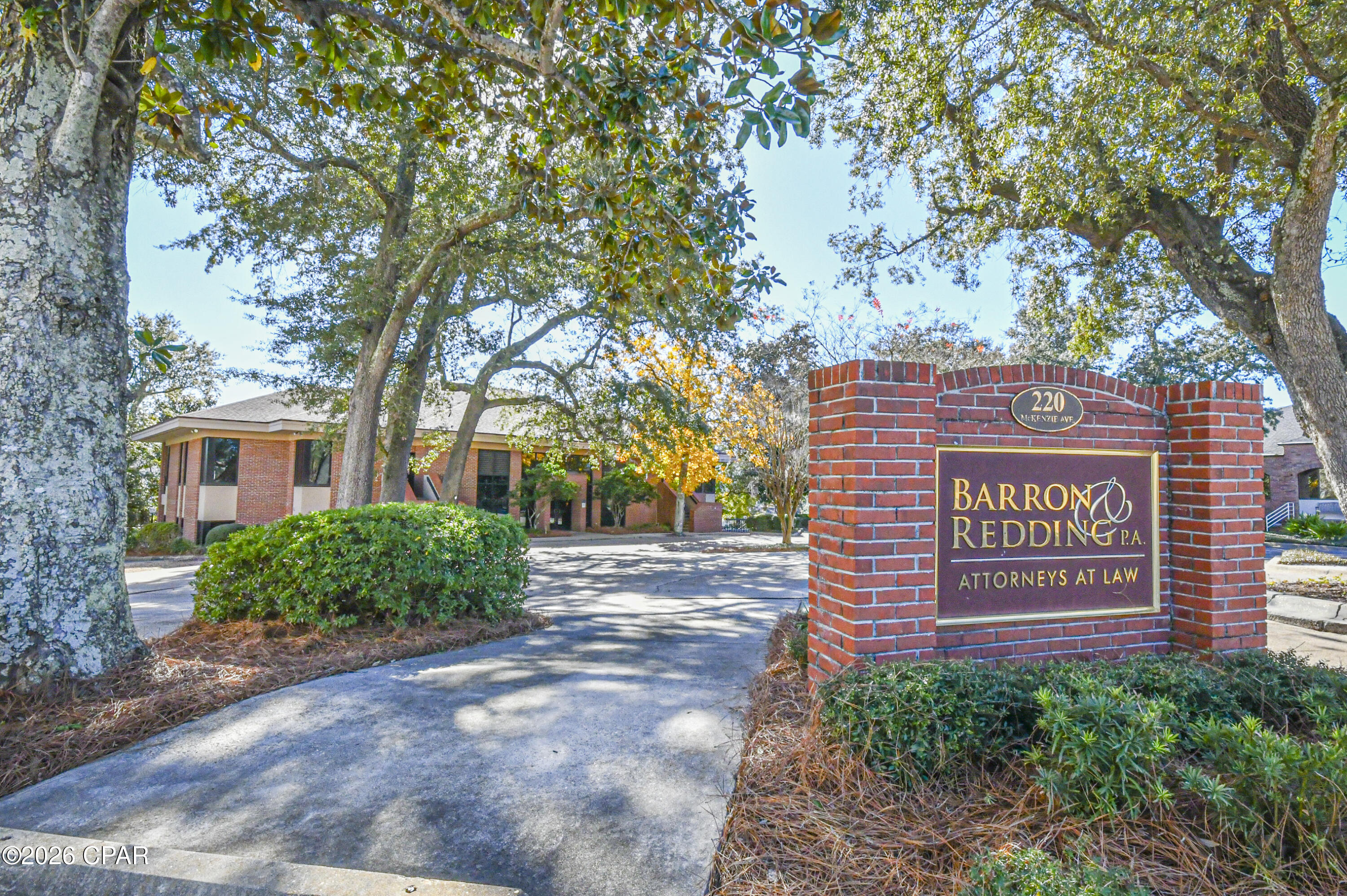 main property photo 17