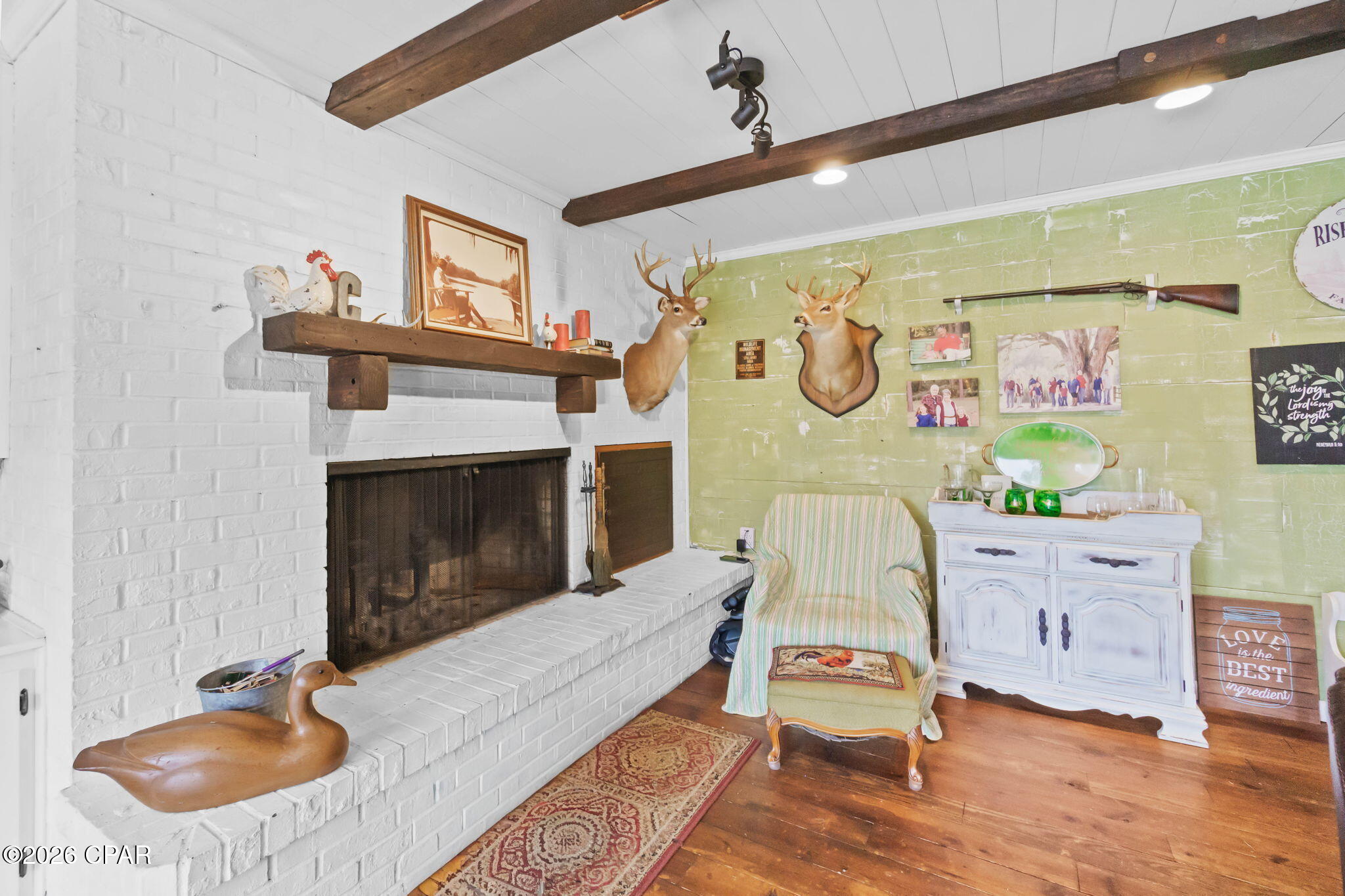 main property photo 16