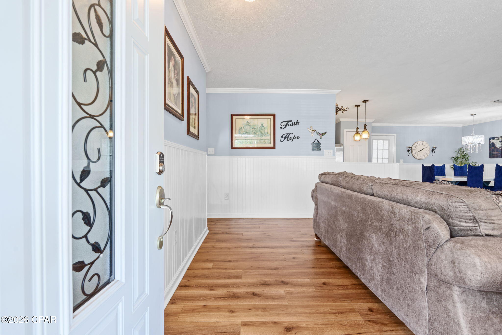 property viewer photo 1
