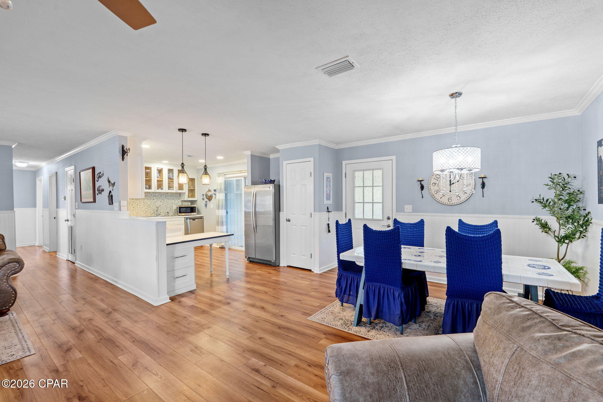 property viewer photo 7