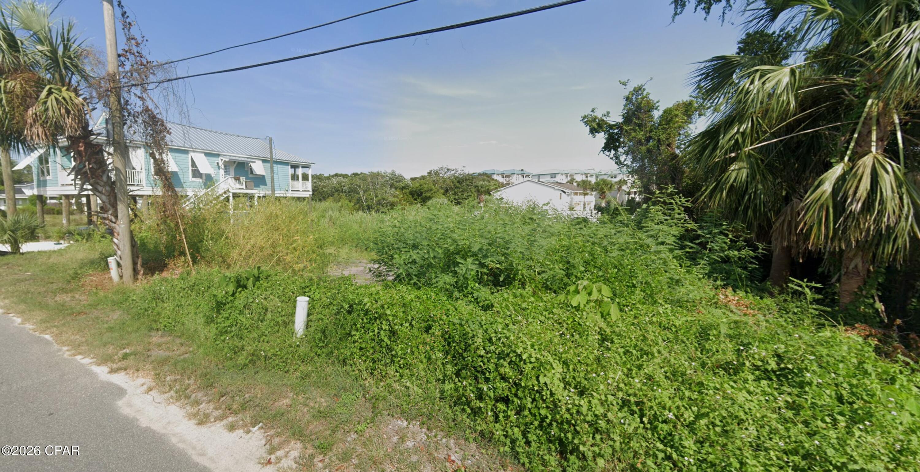 main property photo 6
