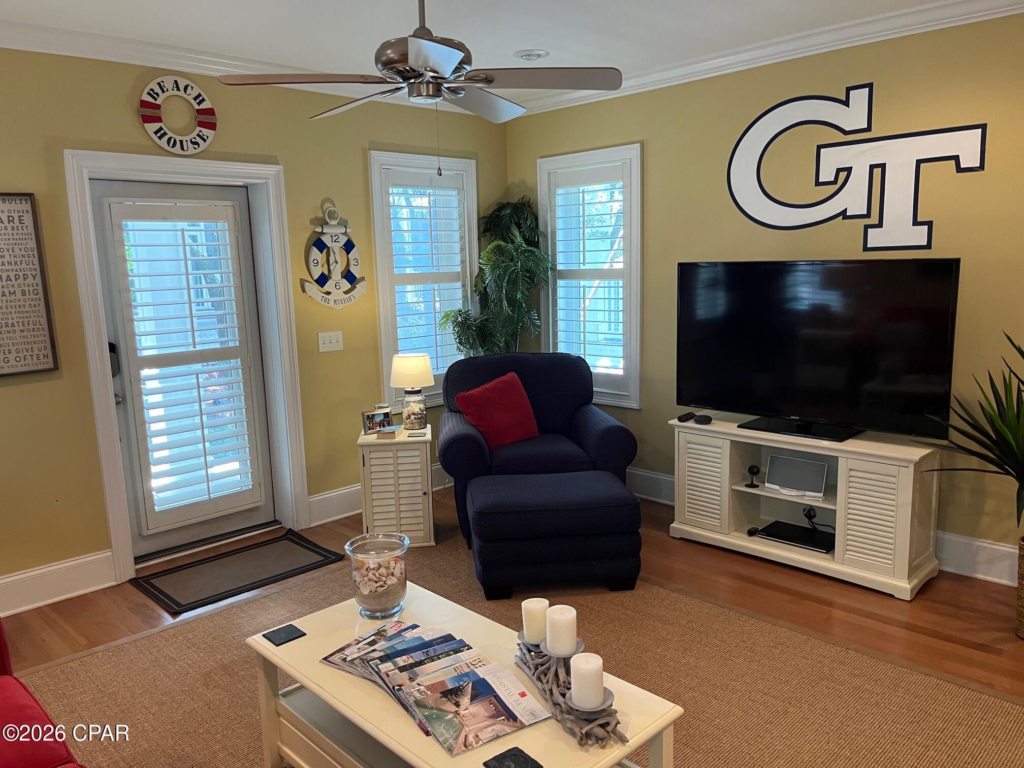main property photo 7