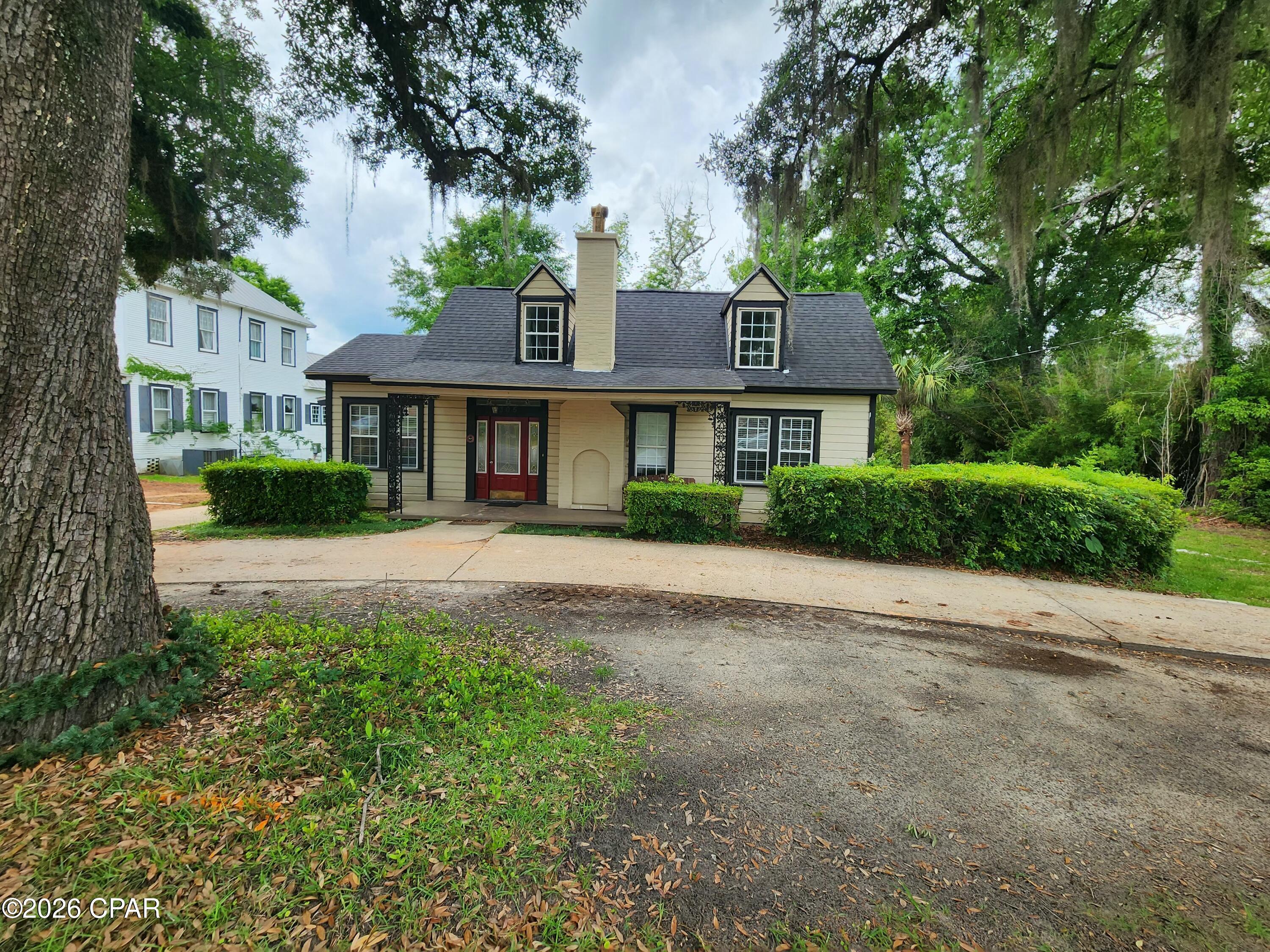 main property photo 2