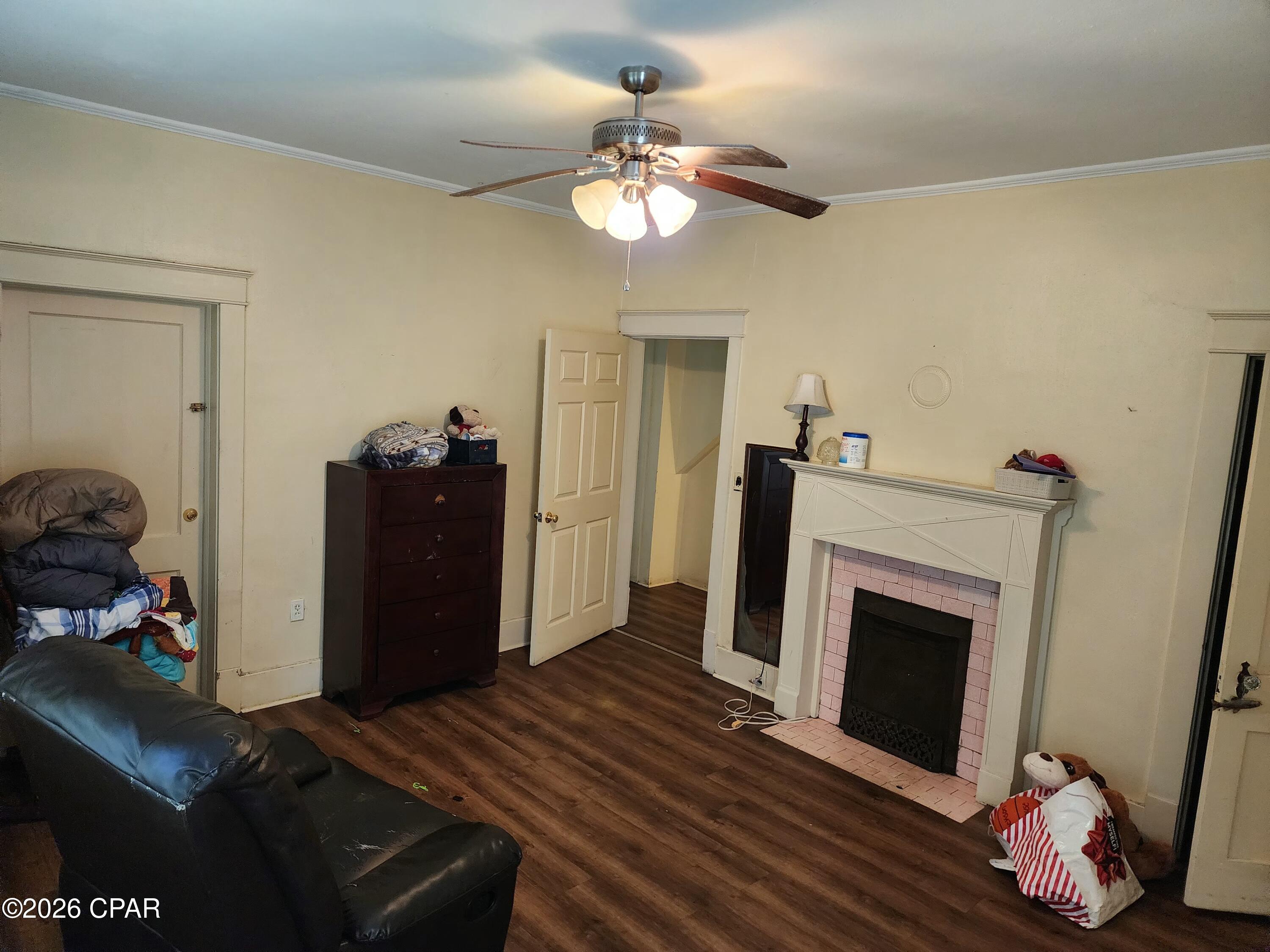 main property photo 20