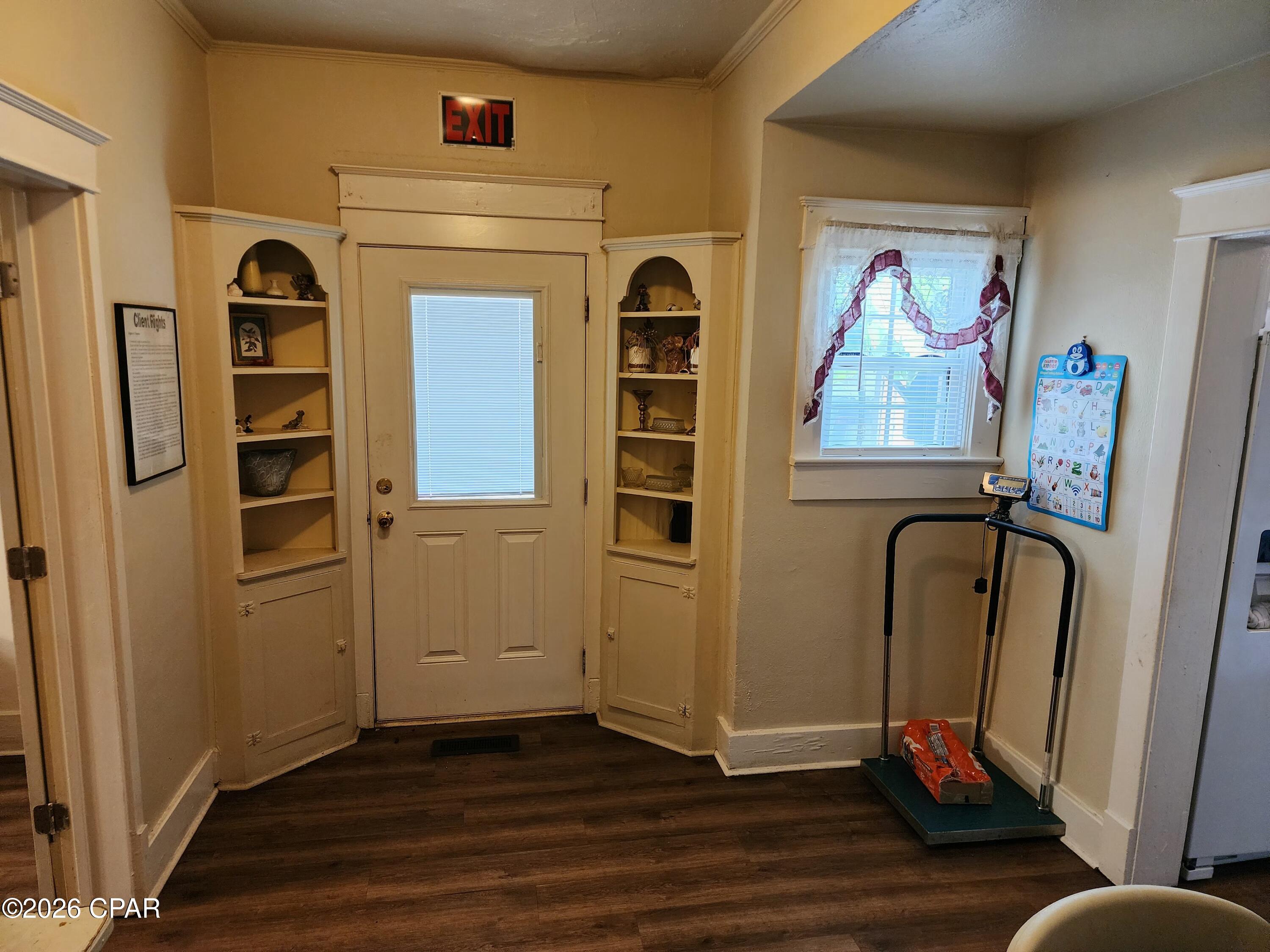 main property photo 7