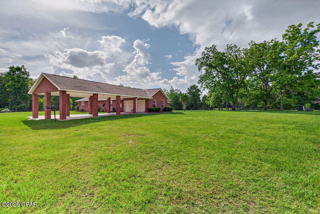 main property photo 33