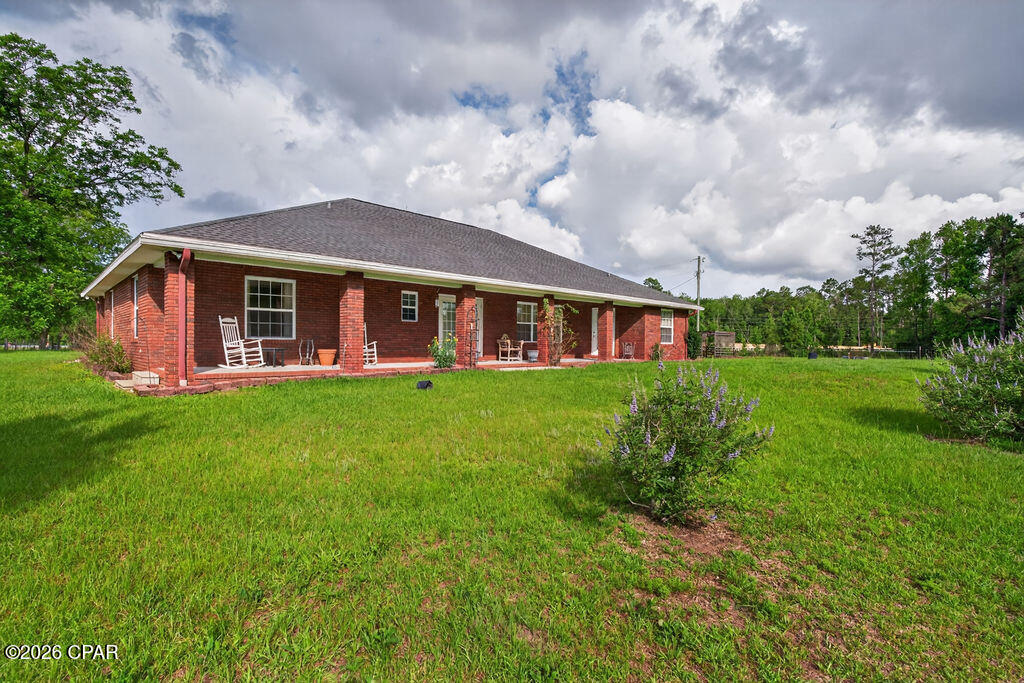 main property photo 41
