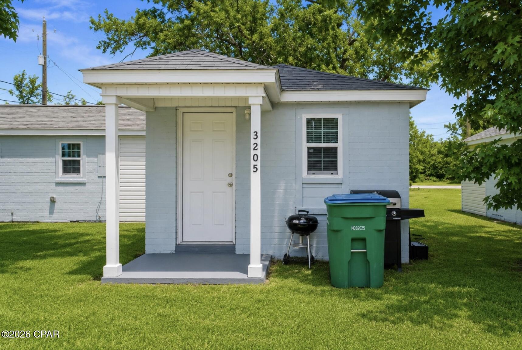 main property photo 18