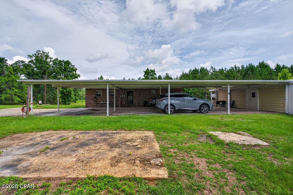 main property photo 31