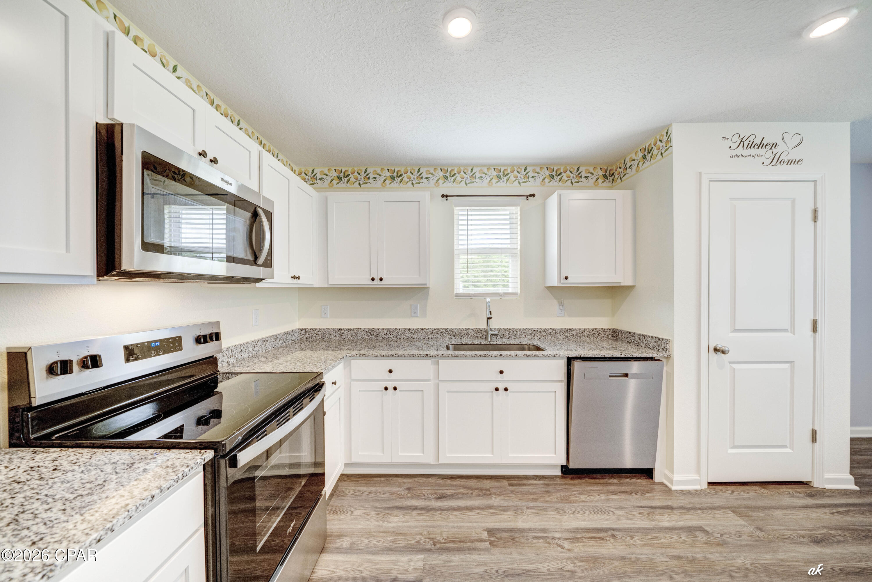 property viewer photo 10