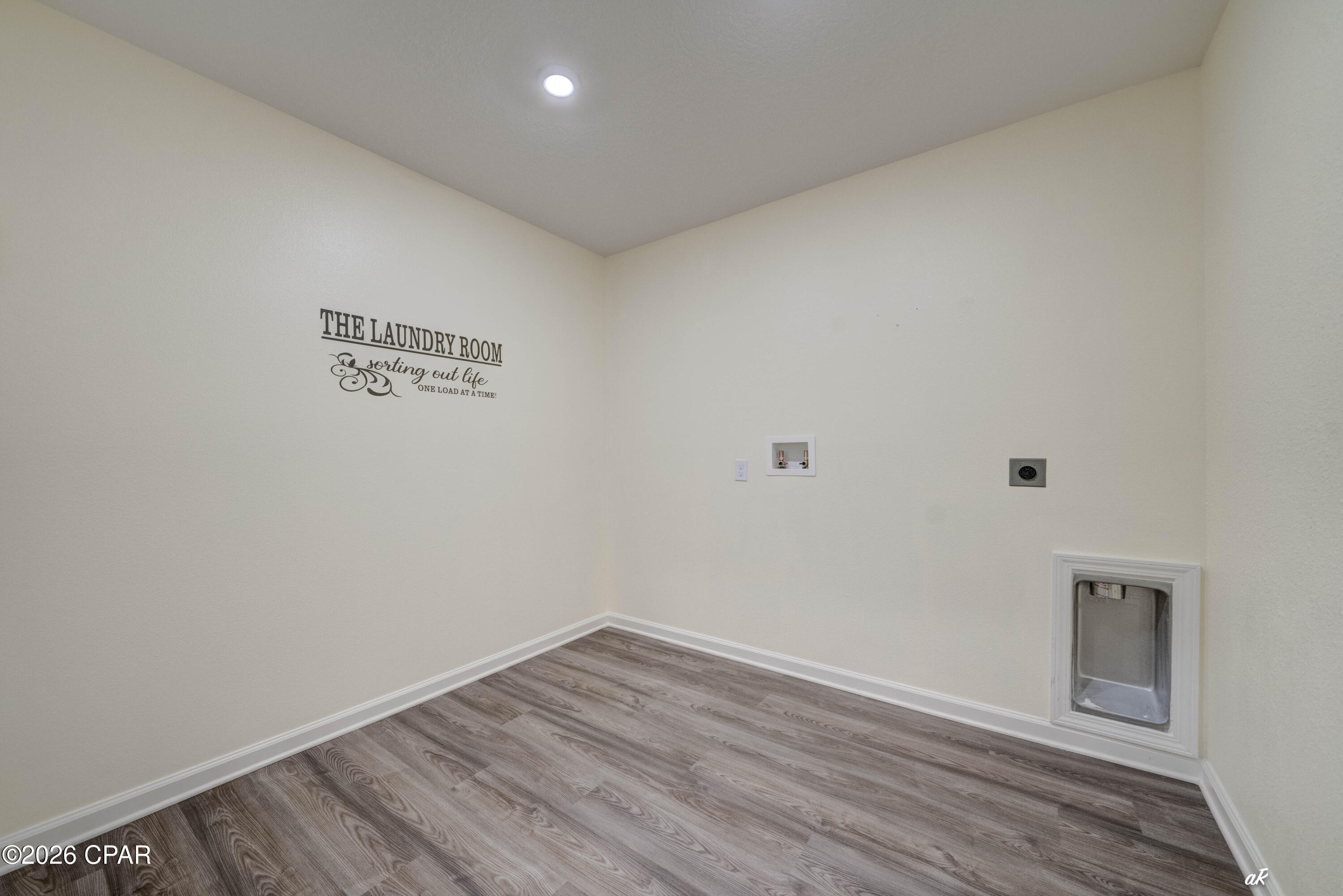 property viewer photo 4
