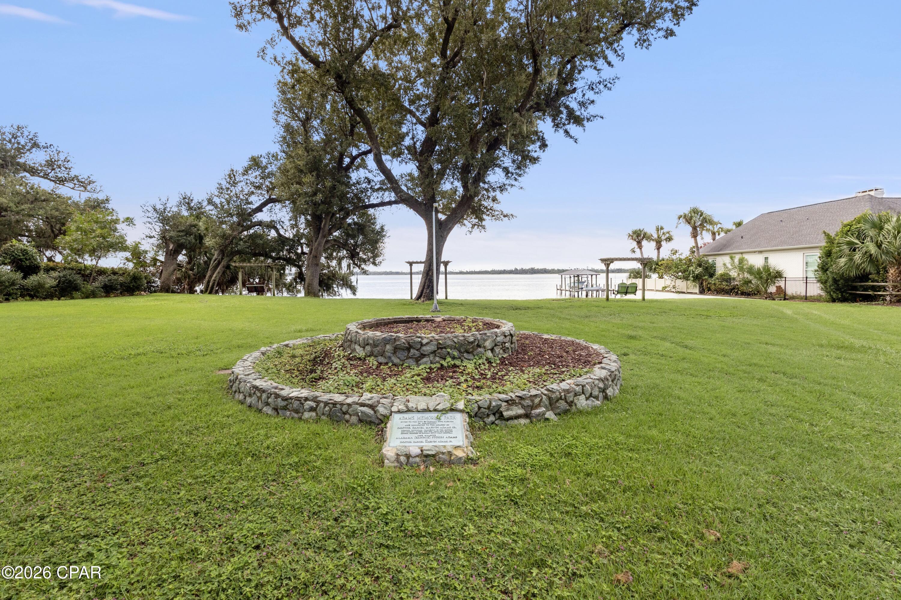 main property photo 29