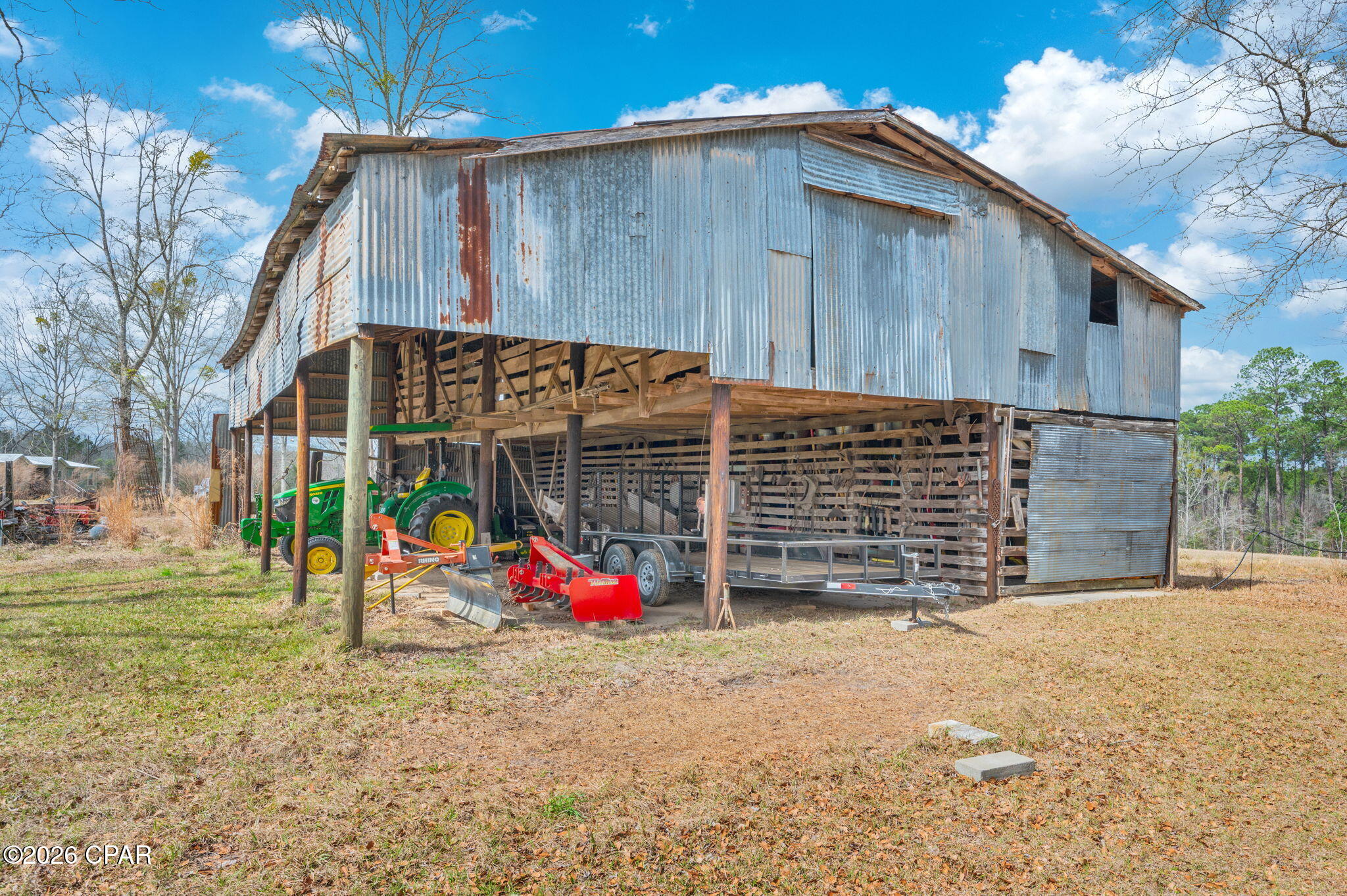 main property photo 33