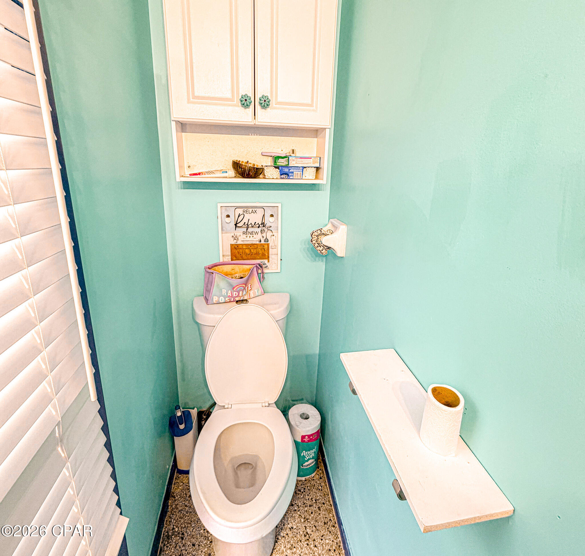 main property photo 20