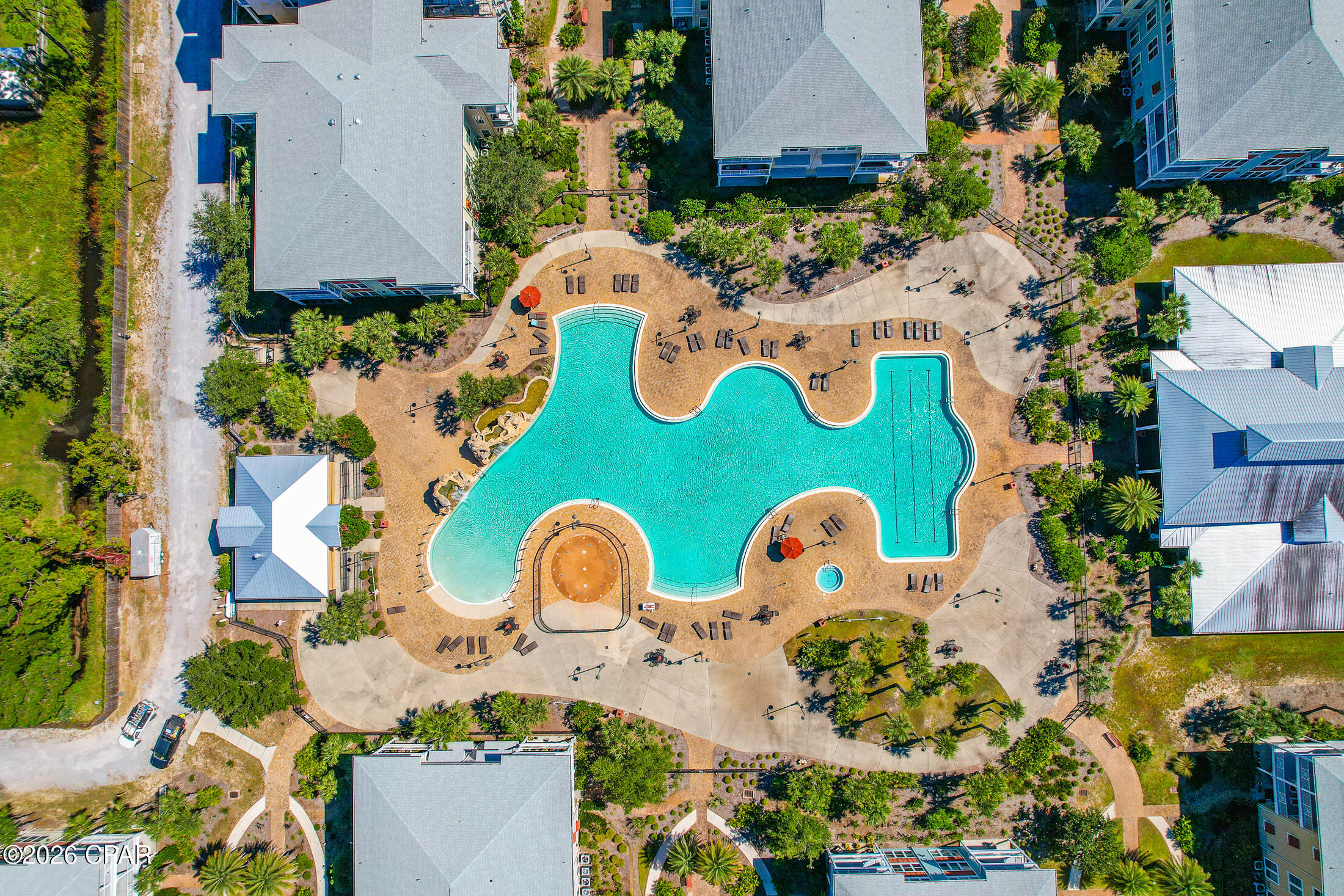 main property photo 45