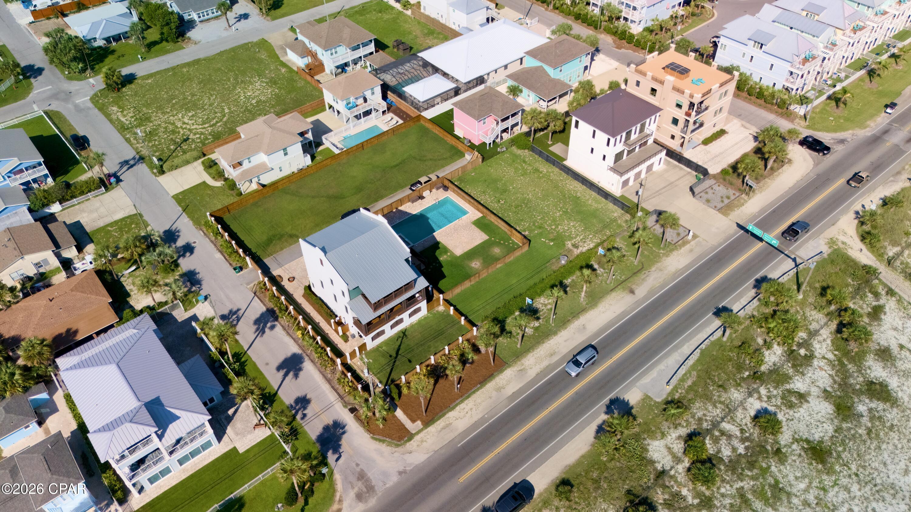 main property photo 16
