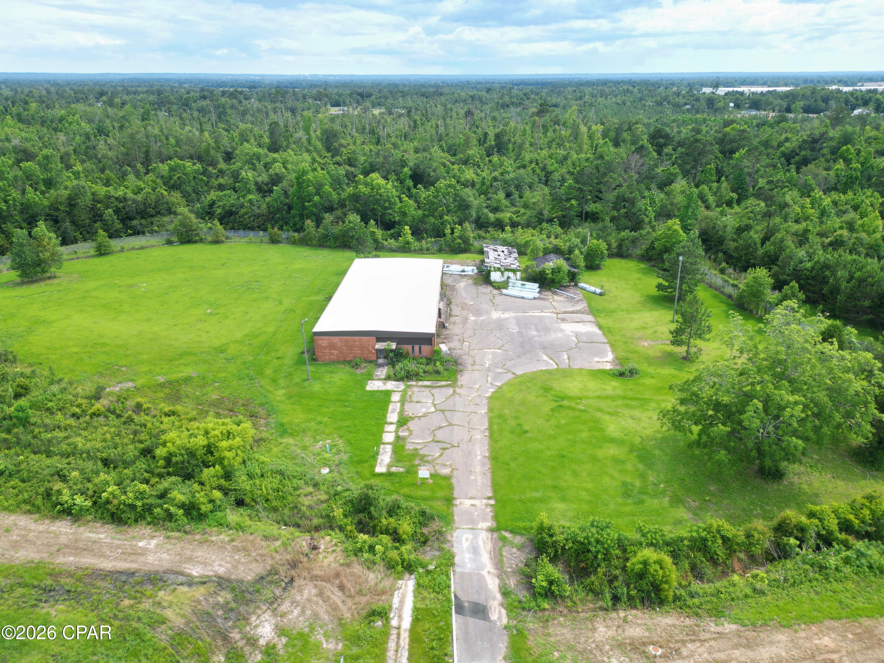 main property photo 13