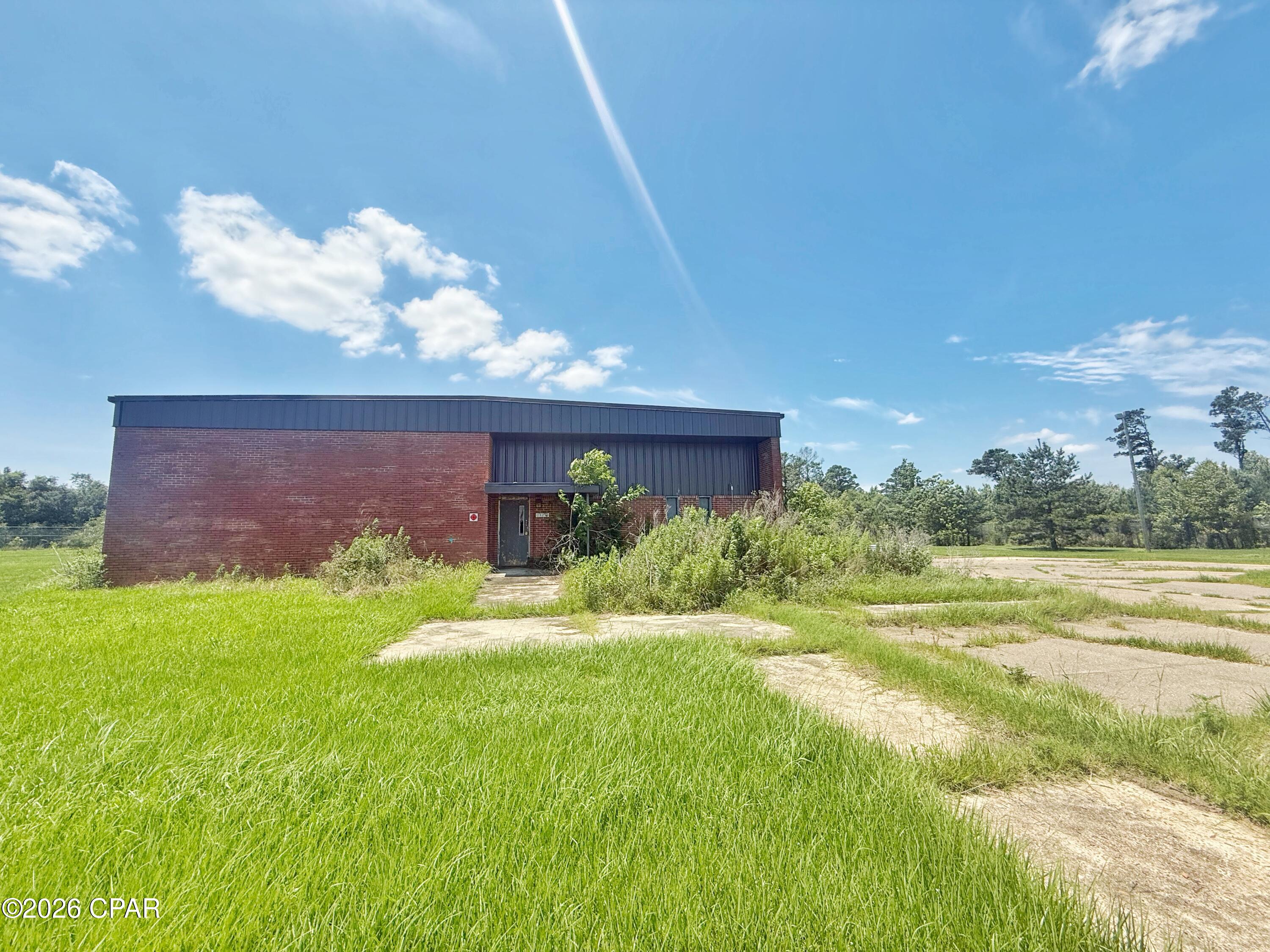 main property photo 14