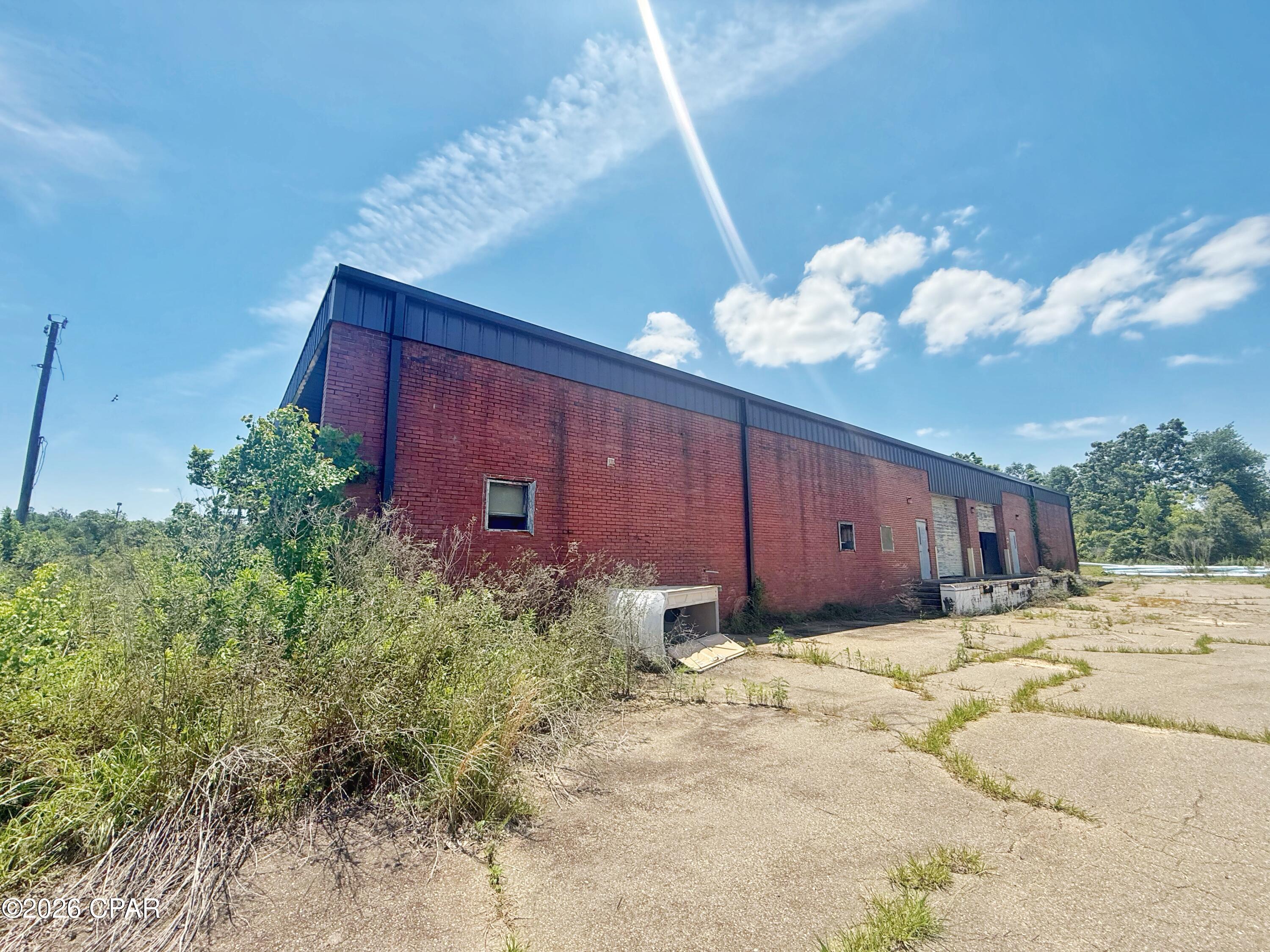 main property photo 4
