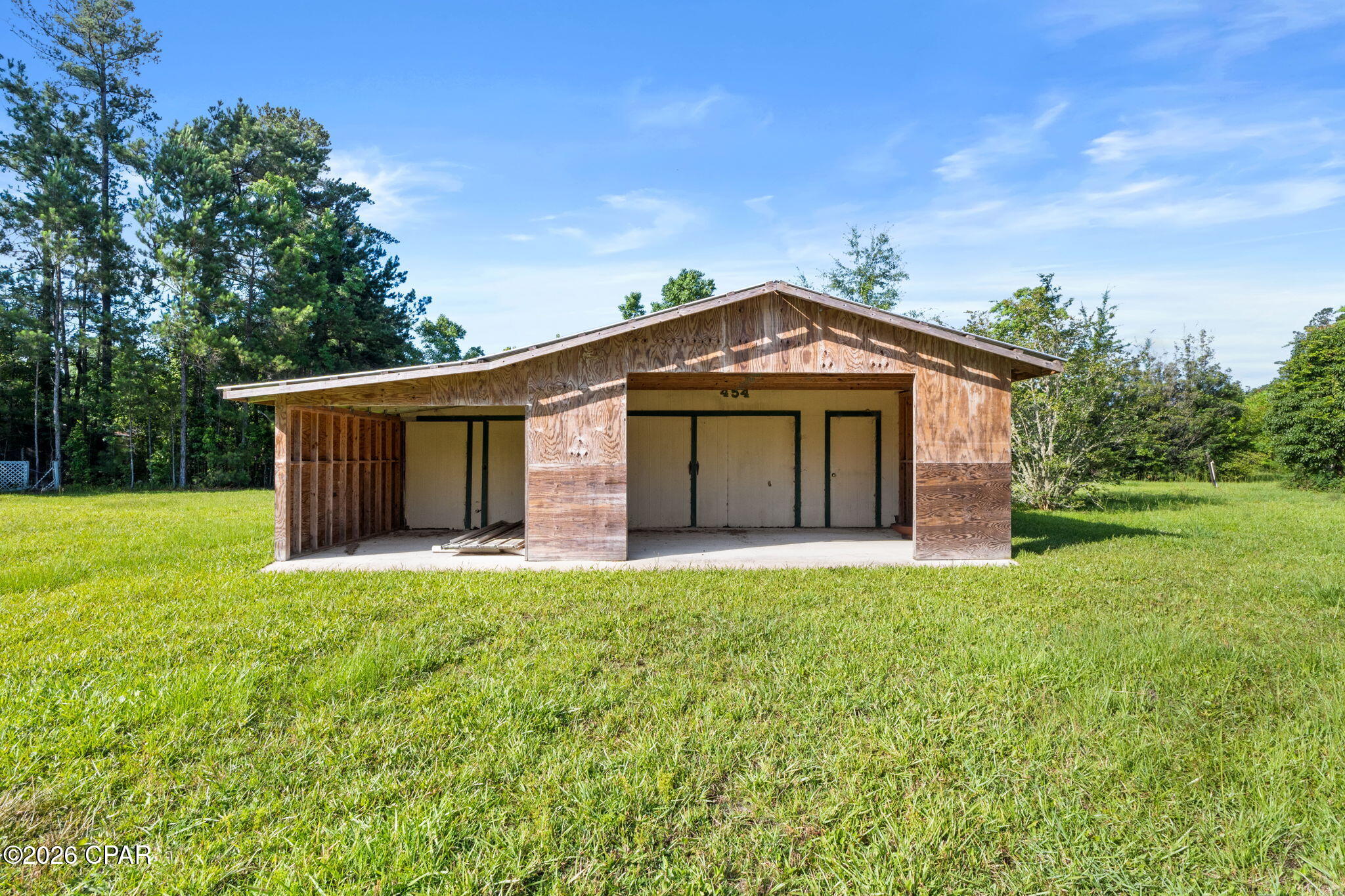 main property photo 23