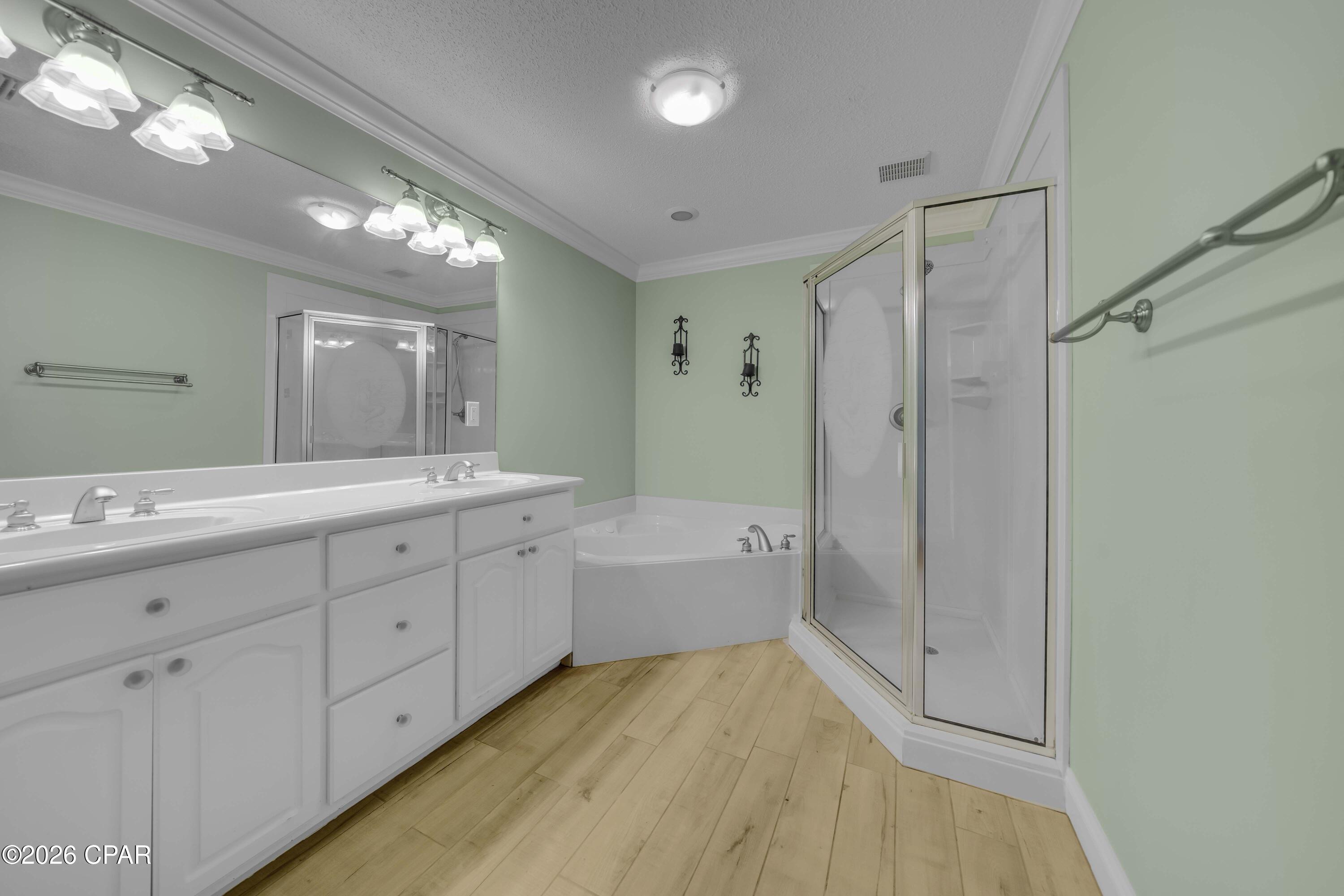 main property photo 75