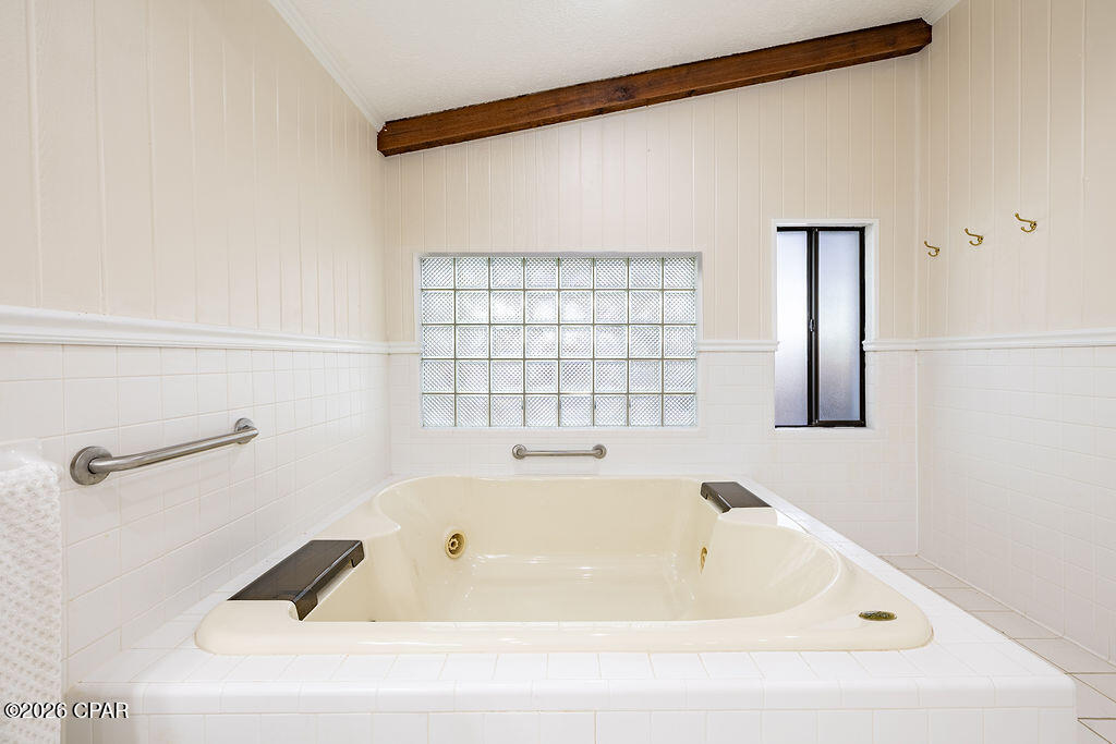 main property photo 76