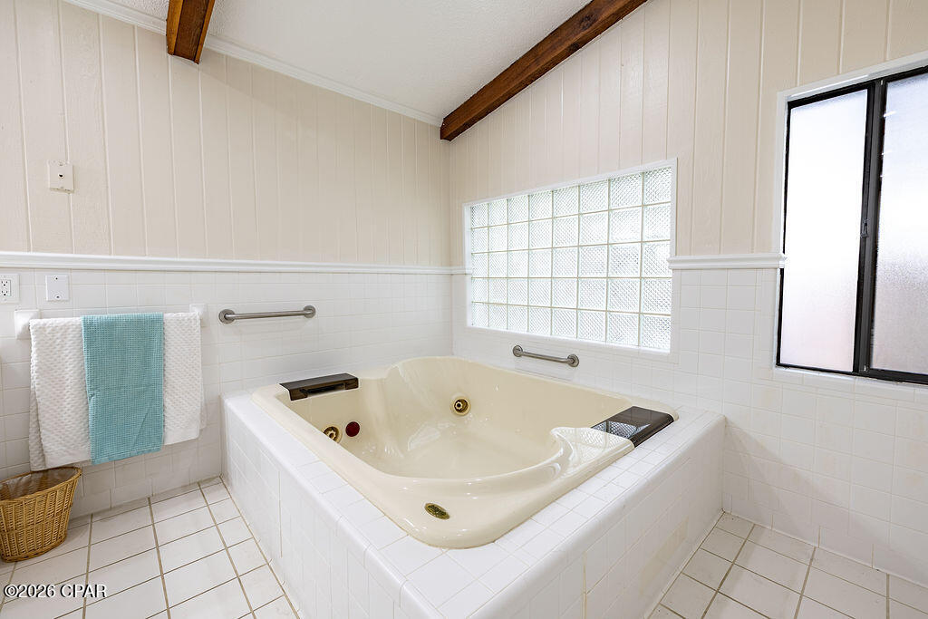 main property photo 77