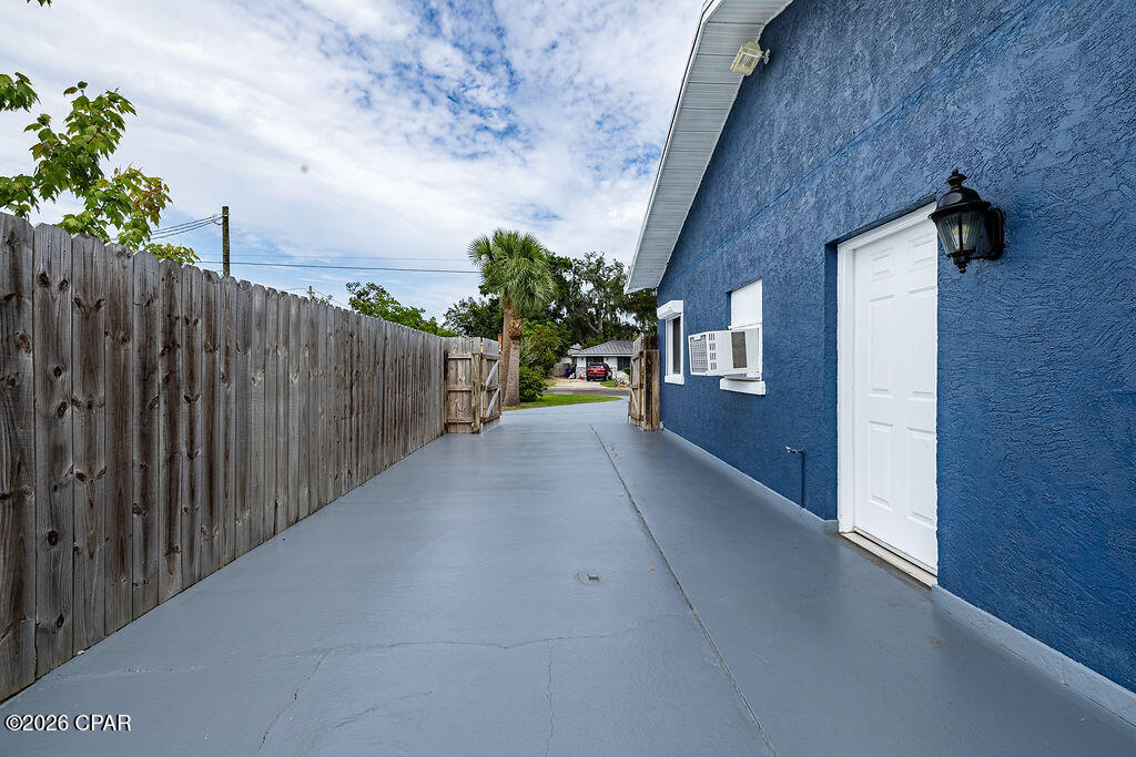 main property photo 80