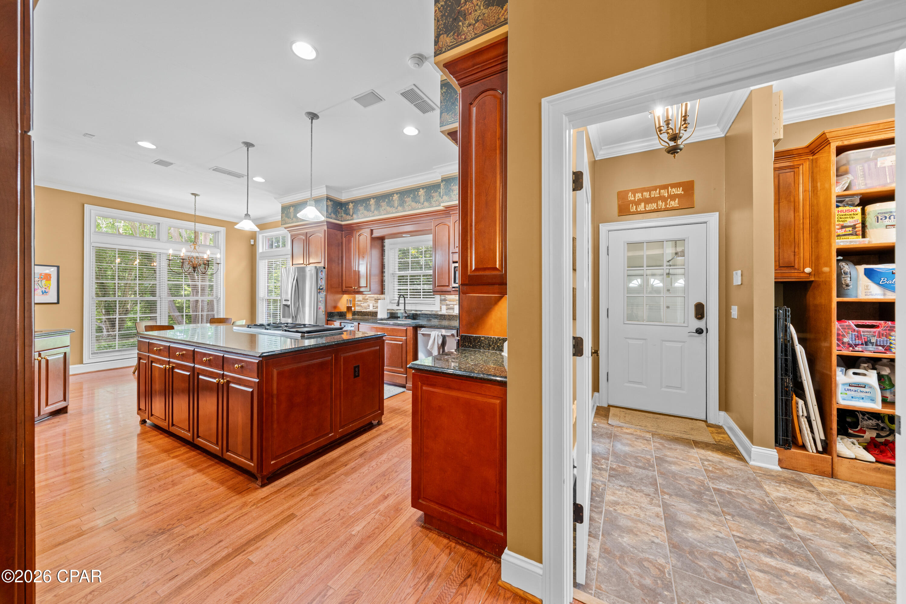 main property photo 15