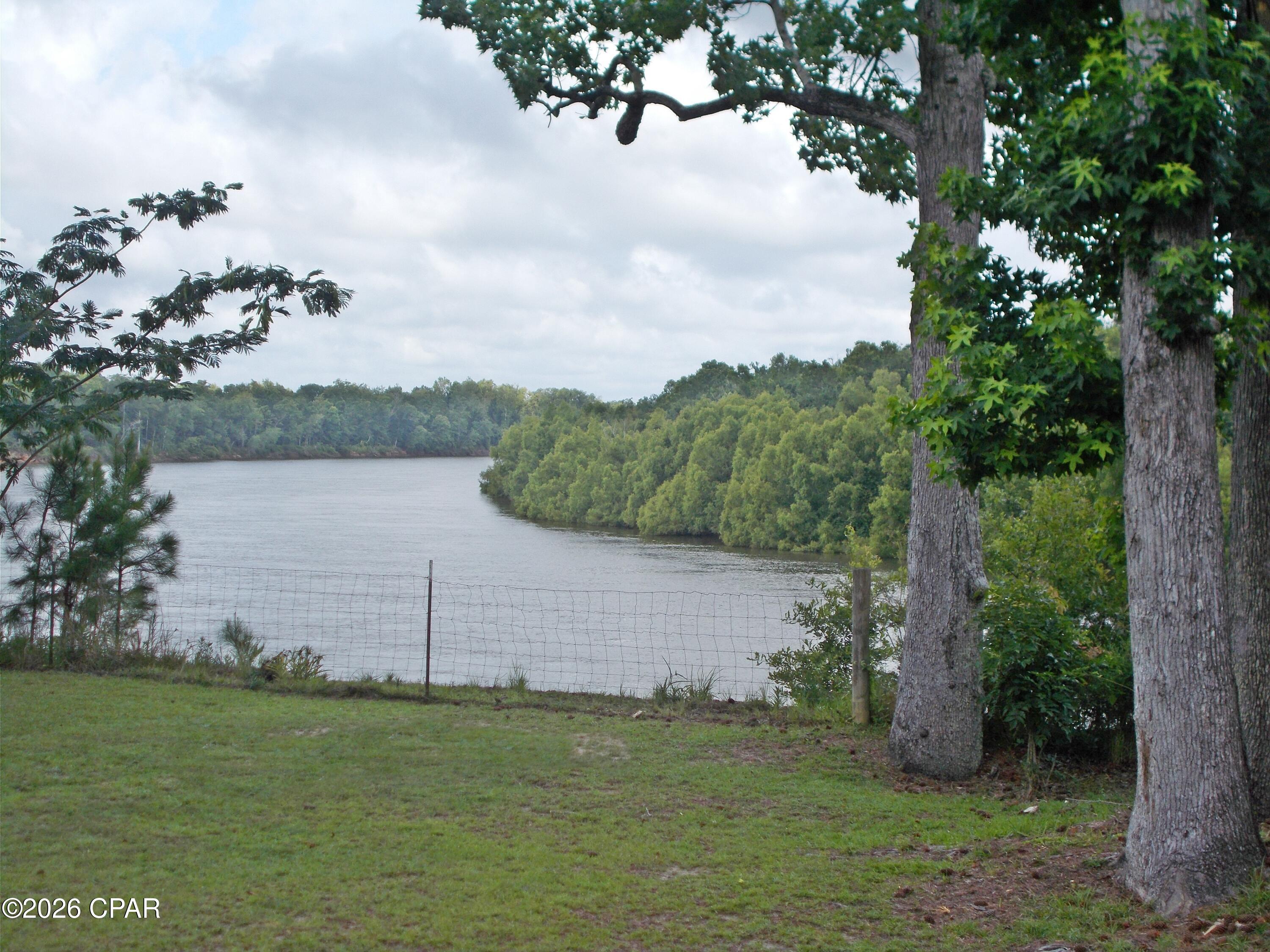 main property photo 23