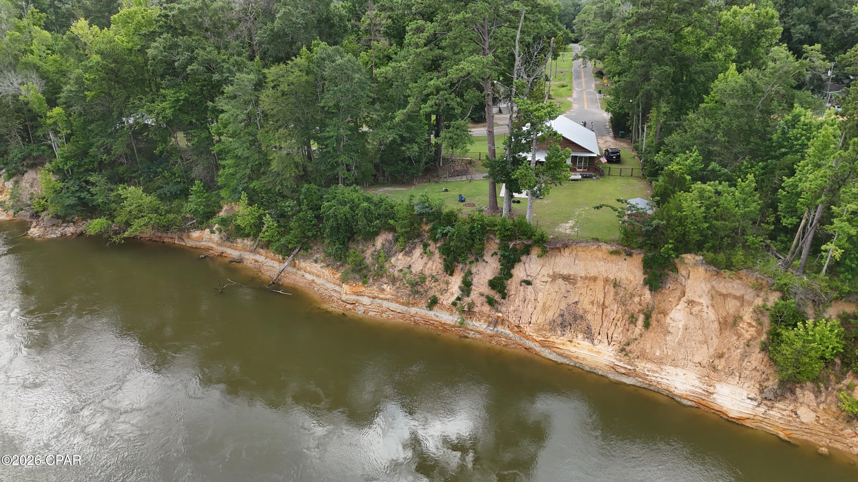 main property photo 29