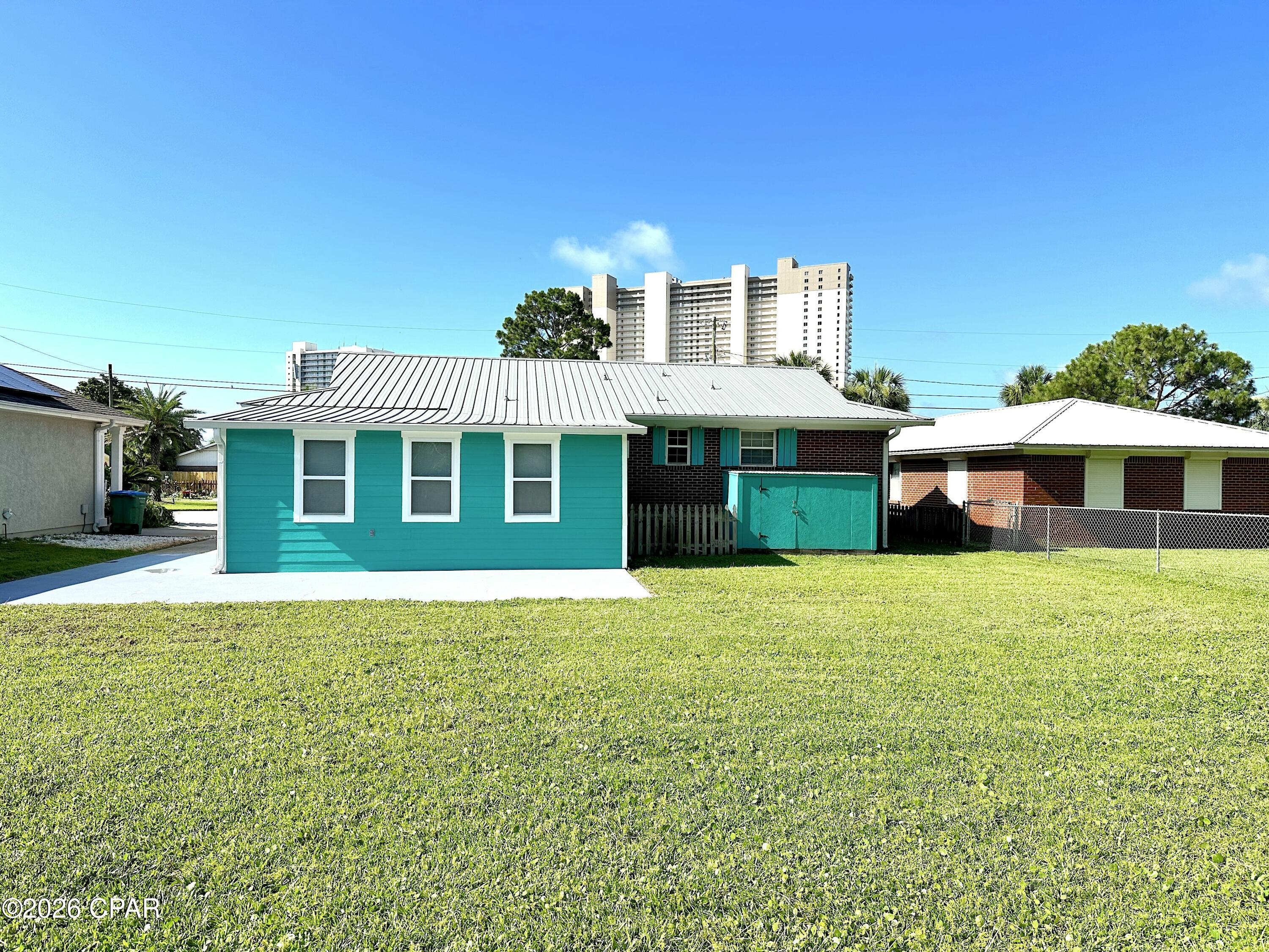 main property photo 14