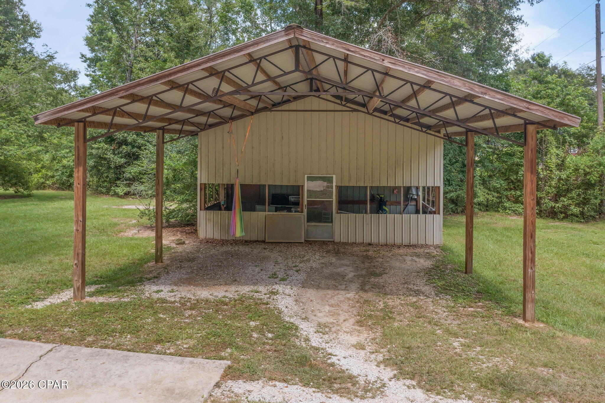 main property photo 23