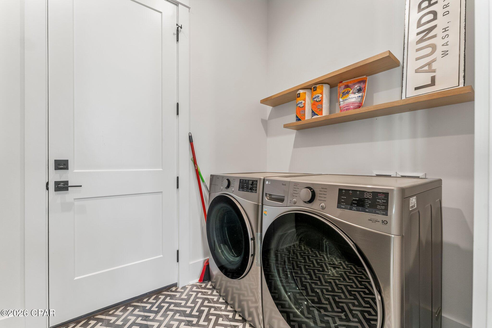 main property photo 41