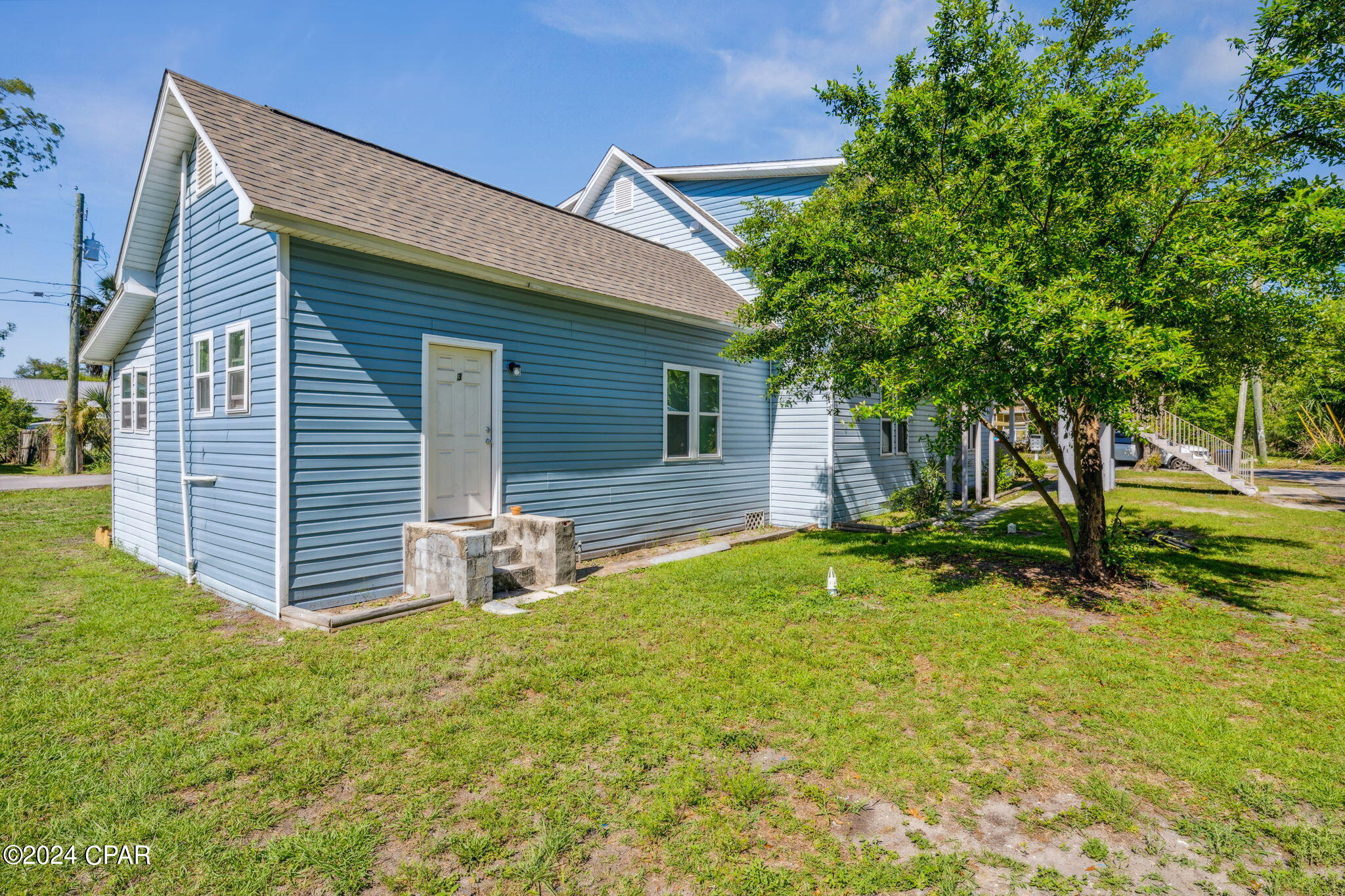 main property photo 46