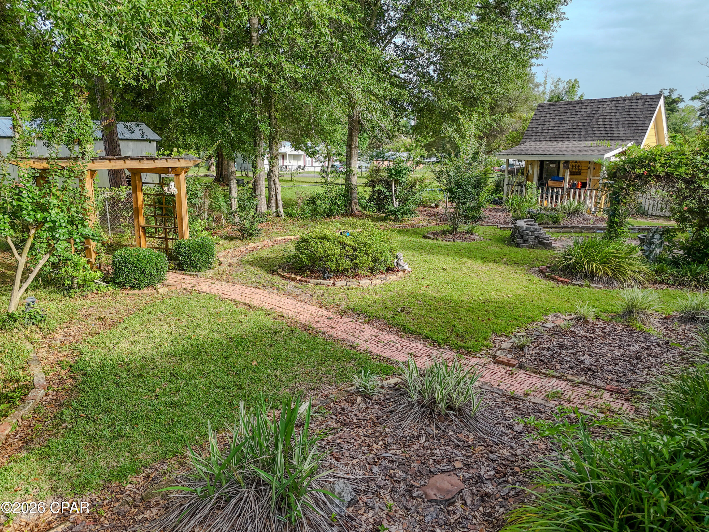 main property photo 50