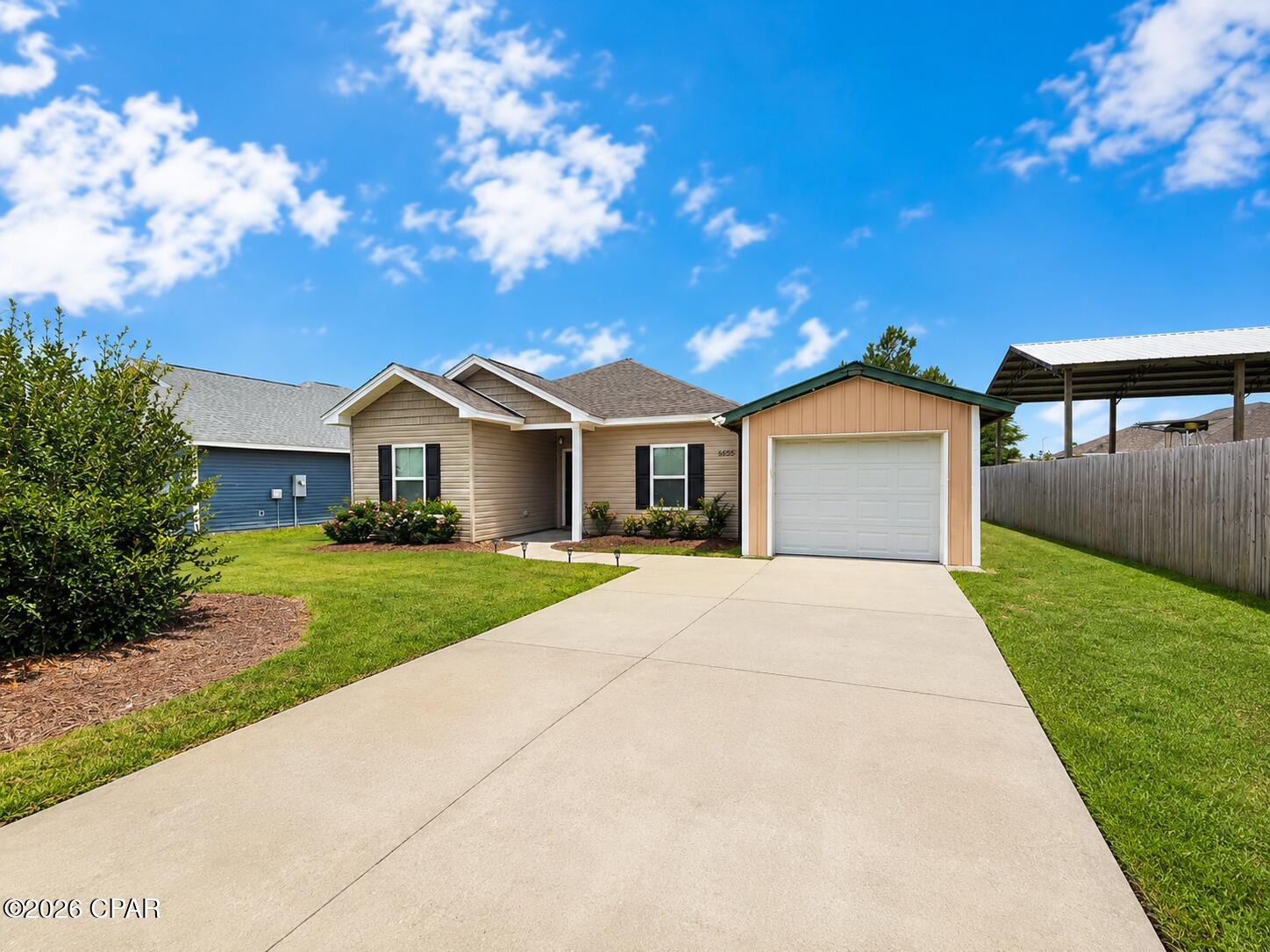 main property photo 23