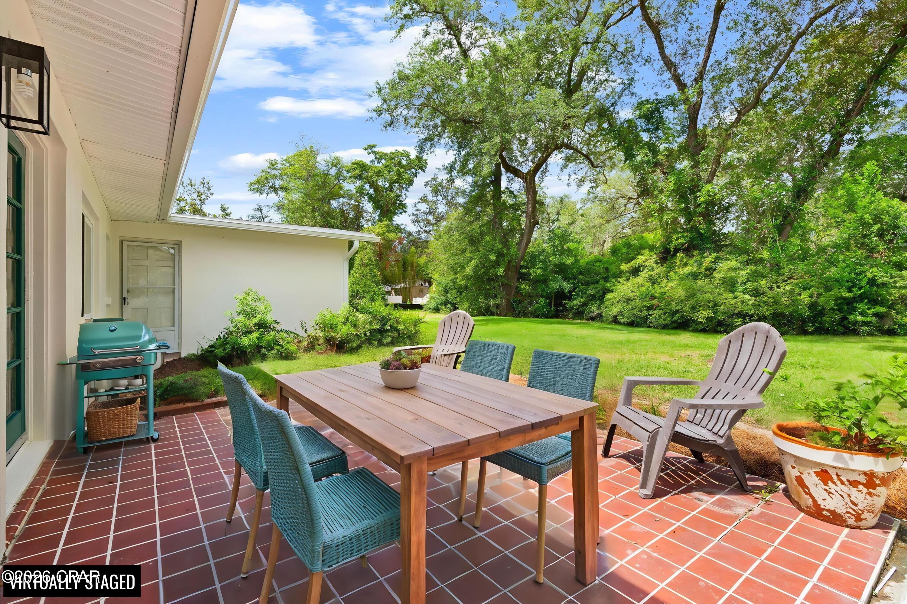 main property photo 33