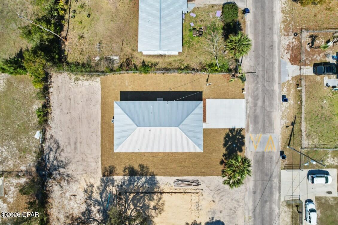 main property photo 41
