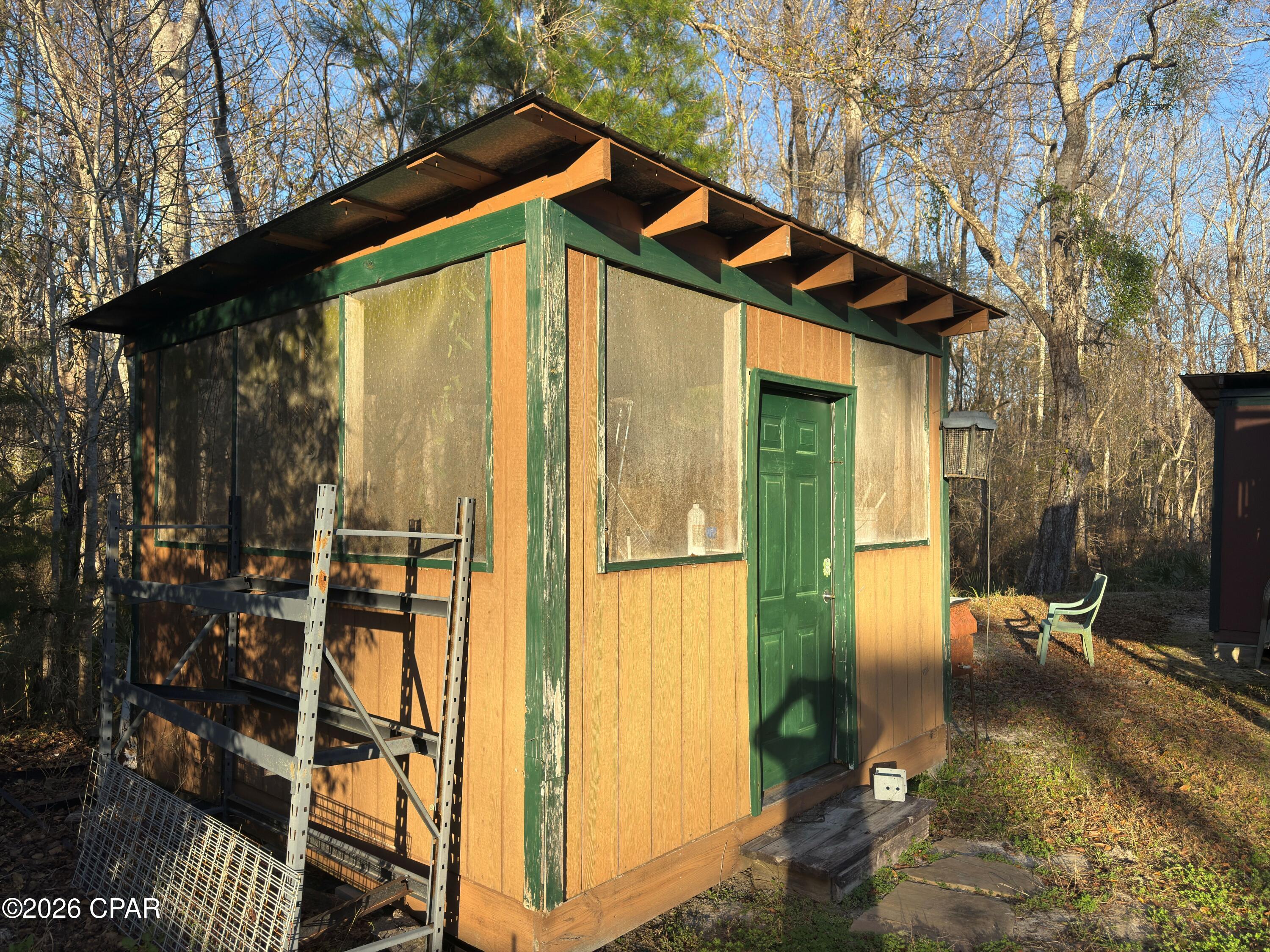 main property photo 18