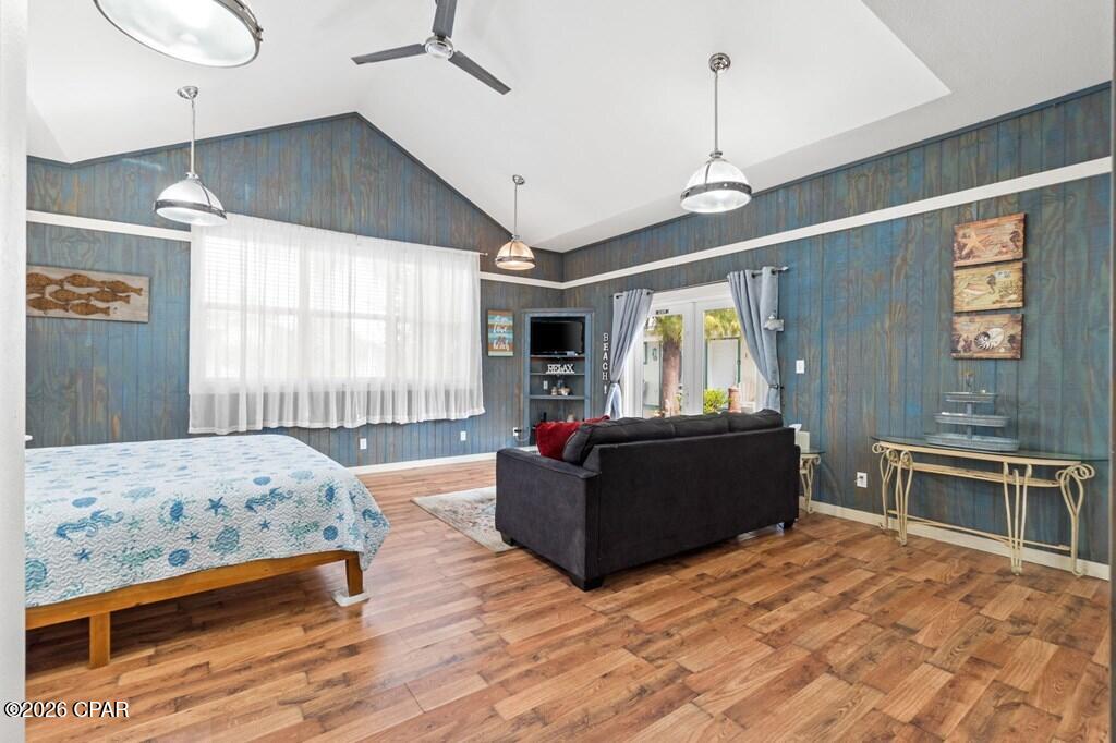 main property photo 40