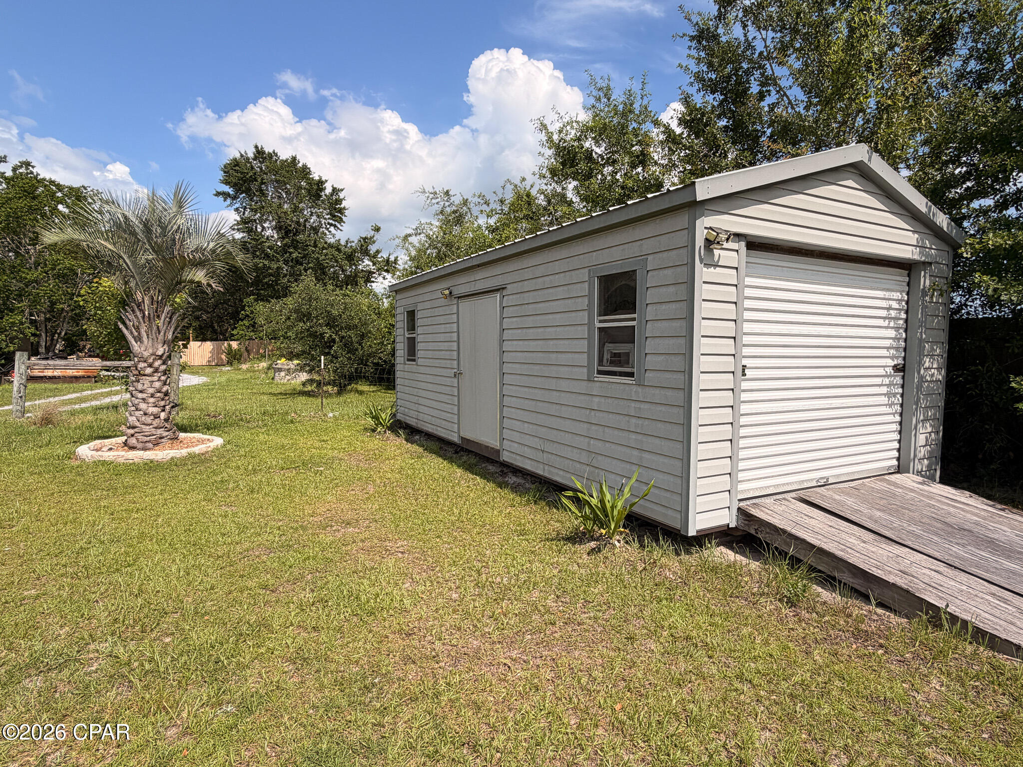 main property photo 41