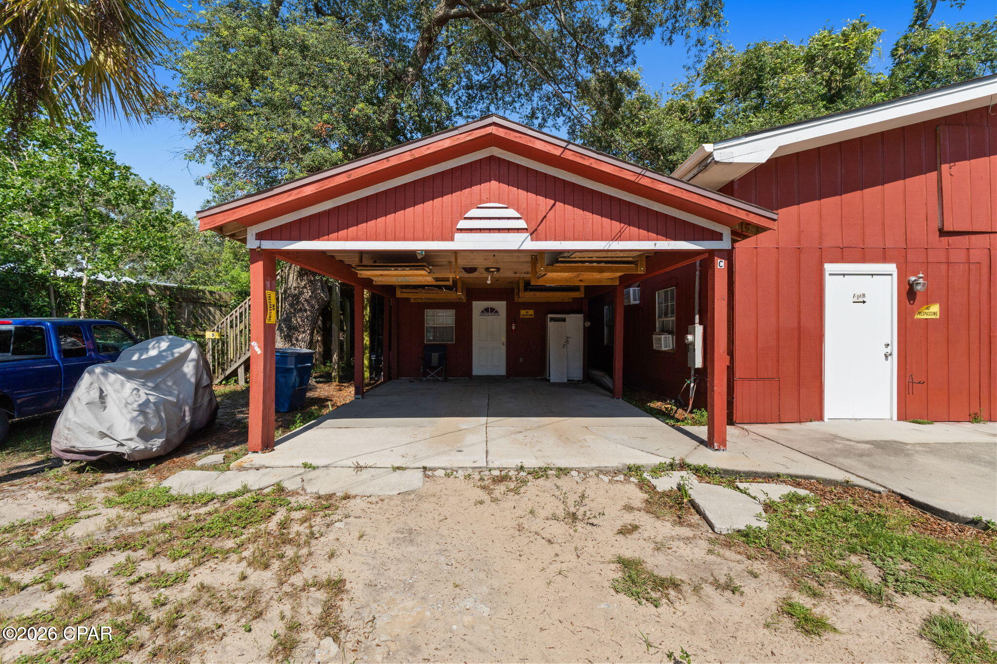 main property photo 8