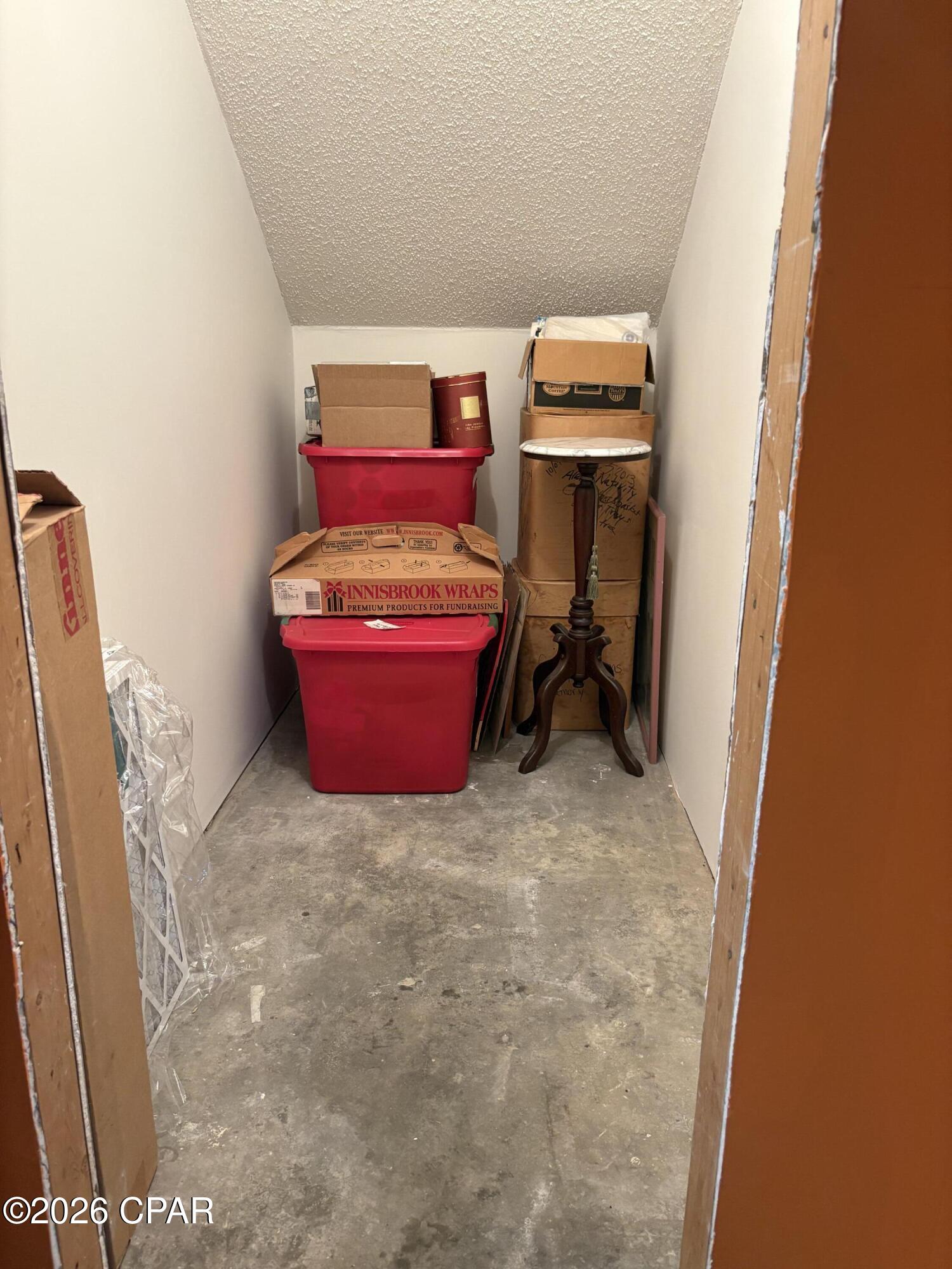 main property photo 78