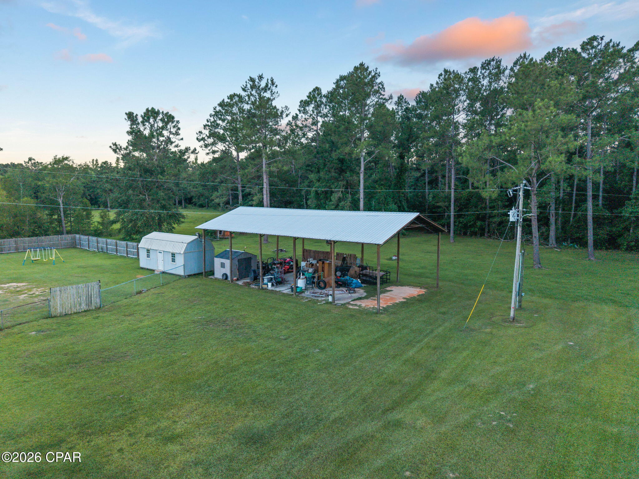 main property photo 36
