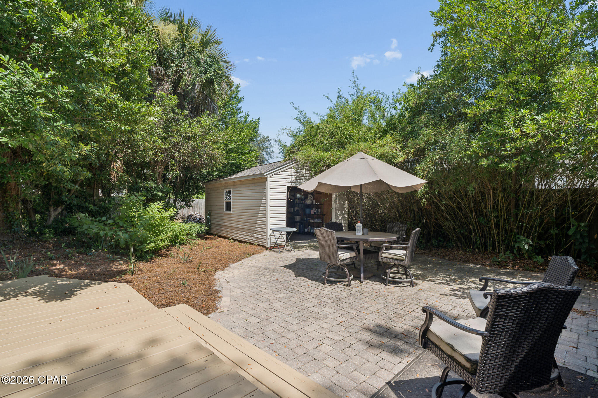 main property photo 40